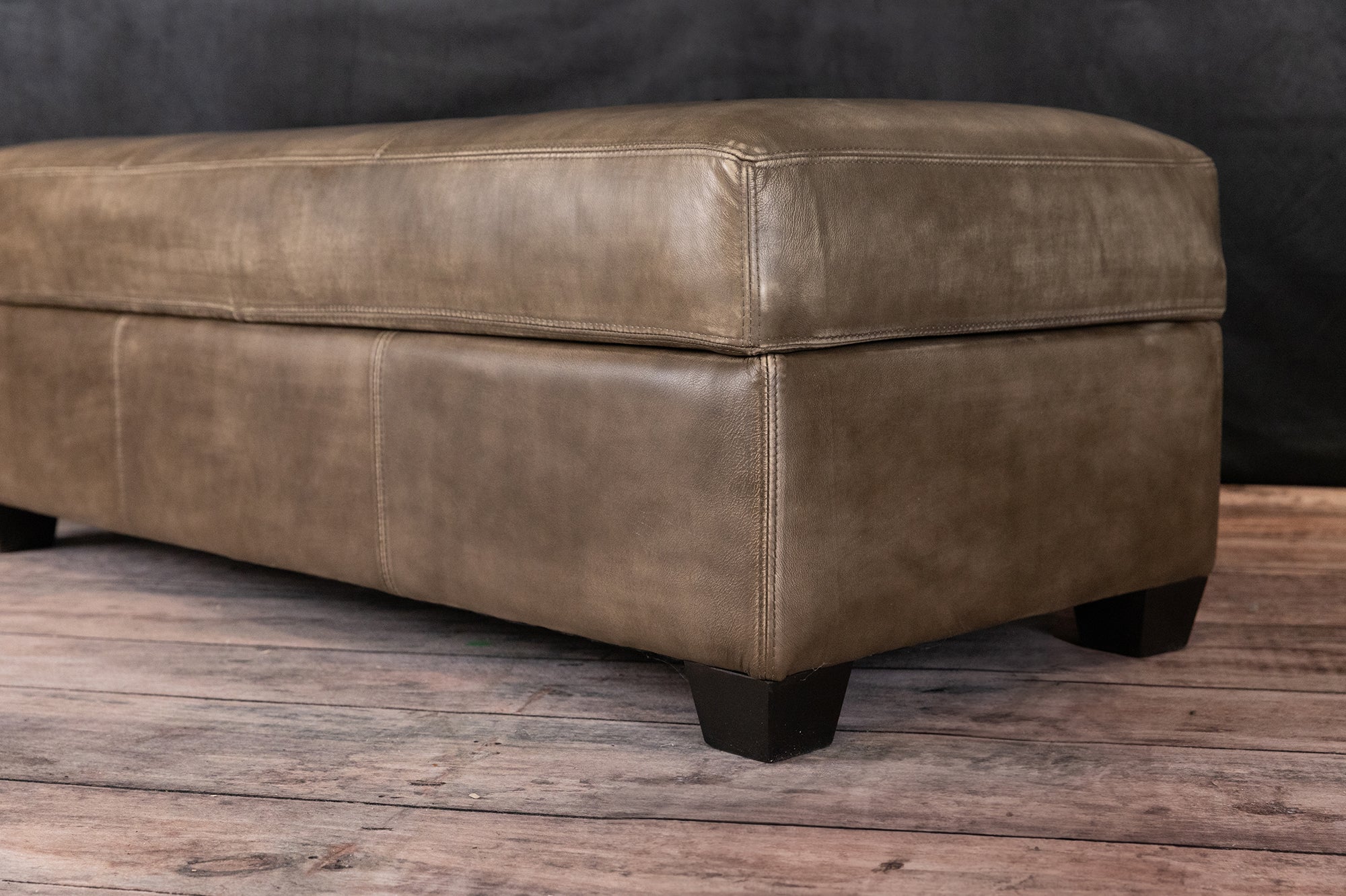 Multifunctional Storage Ottoman Bench with Lift Top - Extra Seating & Hidden Storage for Living Room, Bedroom, Entryway - Perfect for Home Organization & Small Space Saving