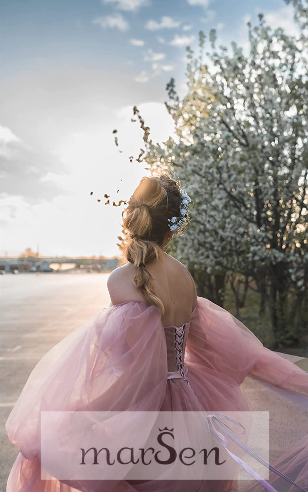 Elegant White Tulle Prom Dress with Long Sleeves & Corset - Women's Puffy Ball Gown Princess Dress for Formal Events, Weddings & Special Occasions