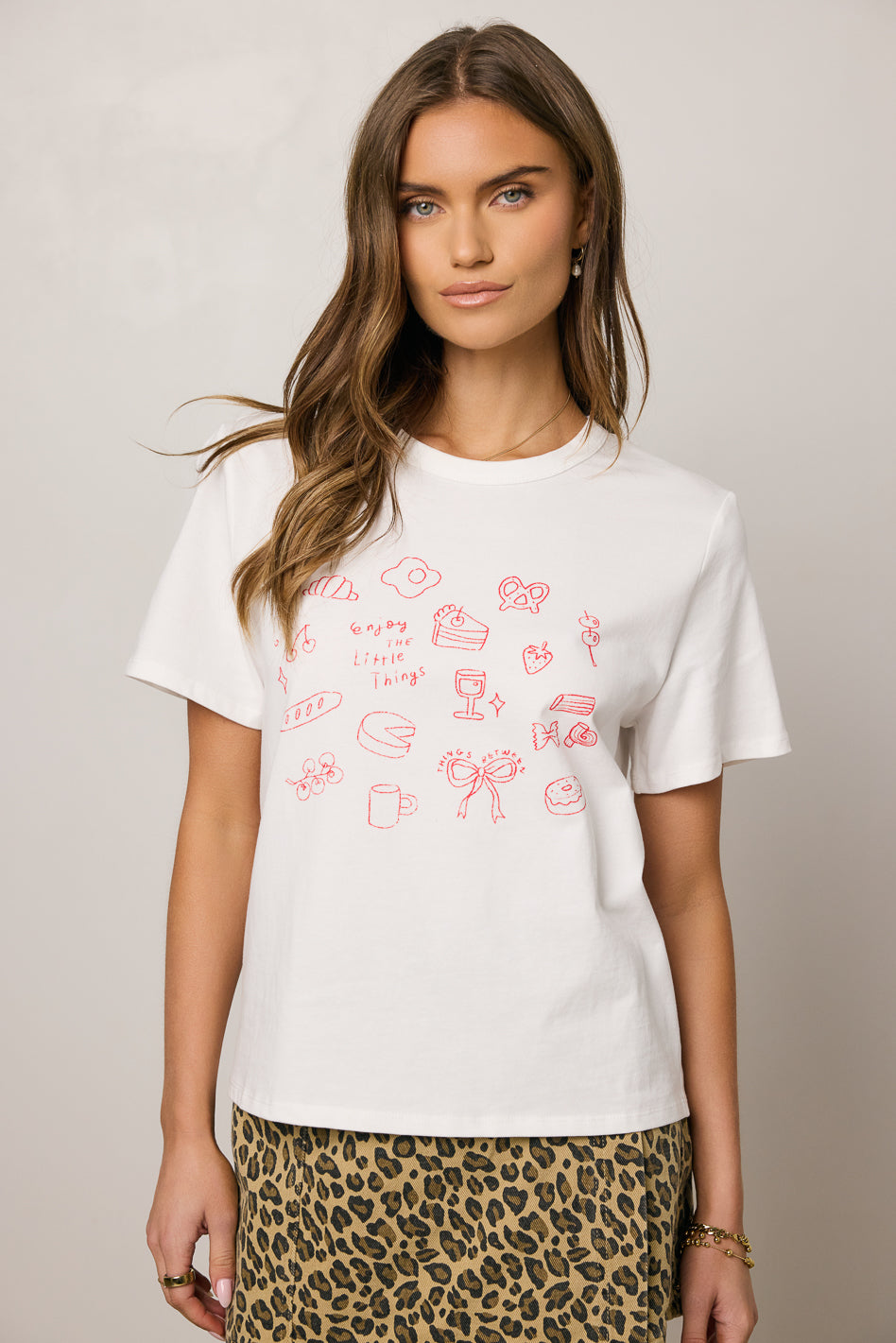 Bella Mia Graphic Tee in Red | Trendy Women's Short Sleeve T-Shirt | Soft Cotton Casual Top for Everyday Wear | Perfect for Street Style, Weekend Outfits & Summer Fashion