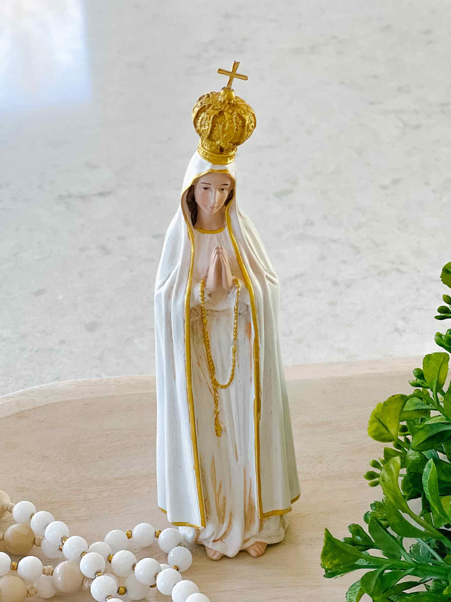 Our Lady of Fatima Statue - Handcrafted Religious Figurine for Home Altar, Prayer & Devotion - Perfect for Catholic Gifts, Church Decor & Spiritual Meditation