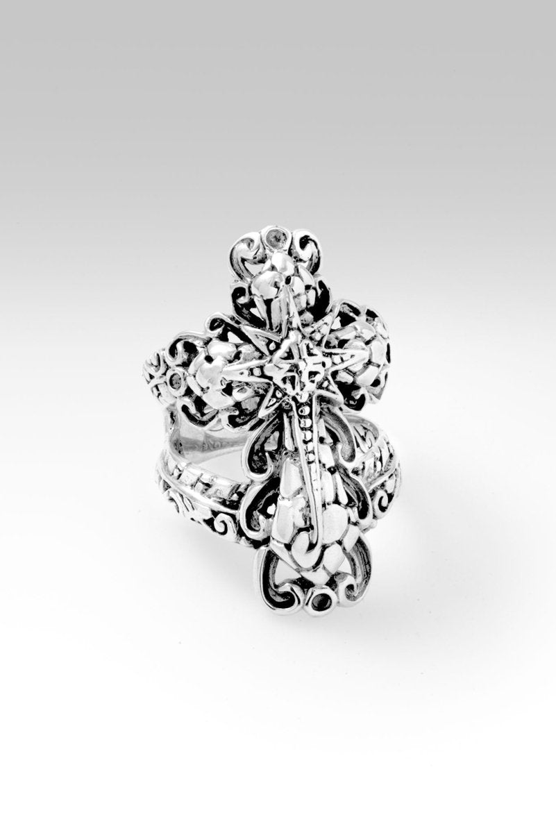 Cyrus Ring™ - Elegant Watermark Design Stainless Steel Ring for Men & Women | Perfect for Weddings, Engagements, and Everyday Fashion Jewelry