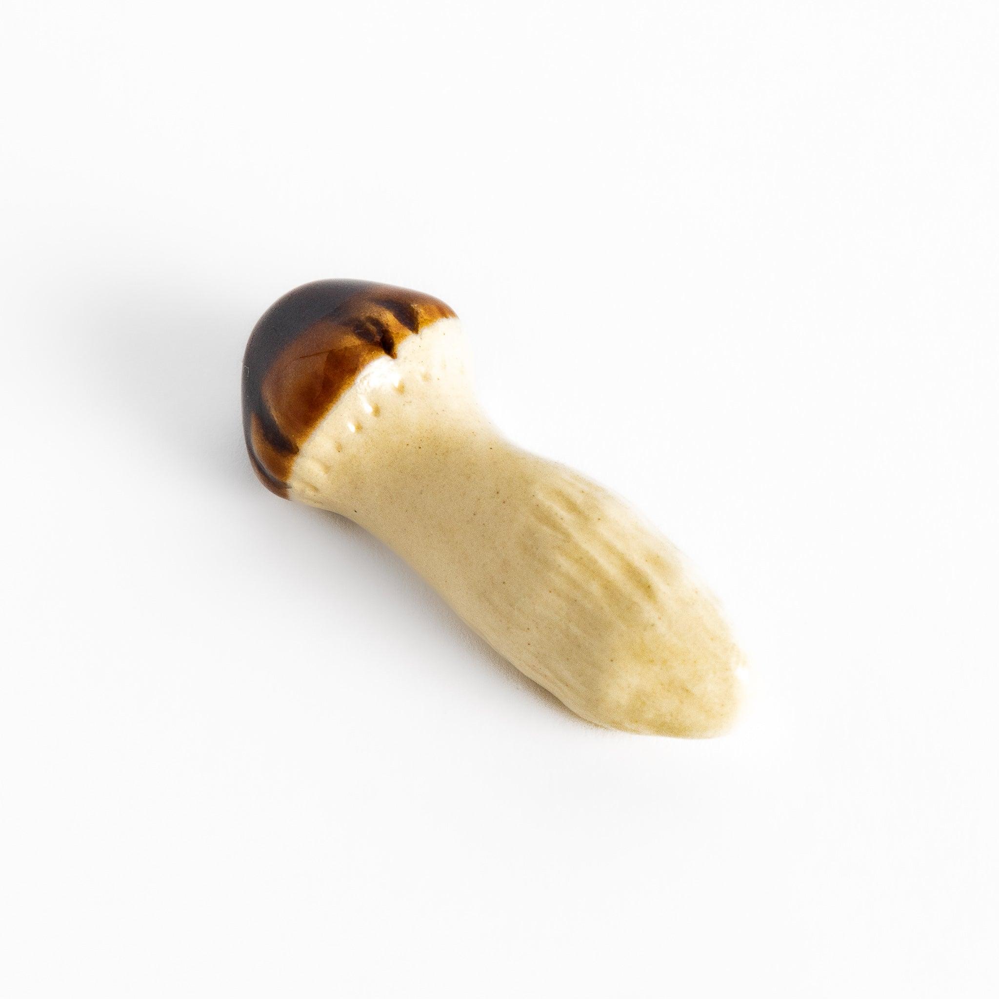 Premium Matsutake Mushroom Chopstick Rest - Elegant Japanese Dining Accessory for Sushi, Ramen & Asian Cuisine - Perfect Gift for Foodies & Home Chefs