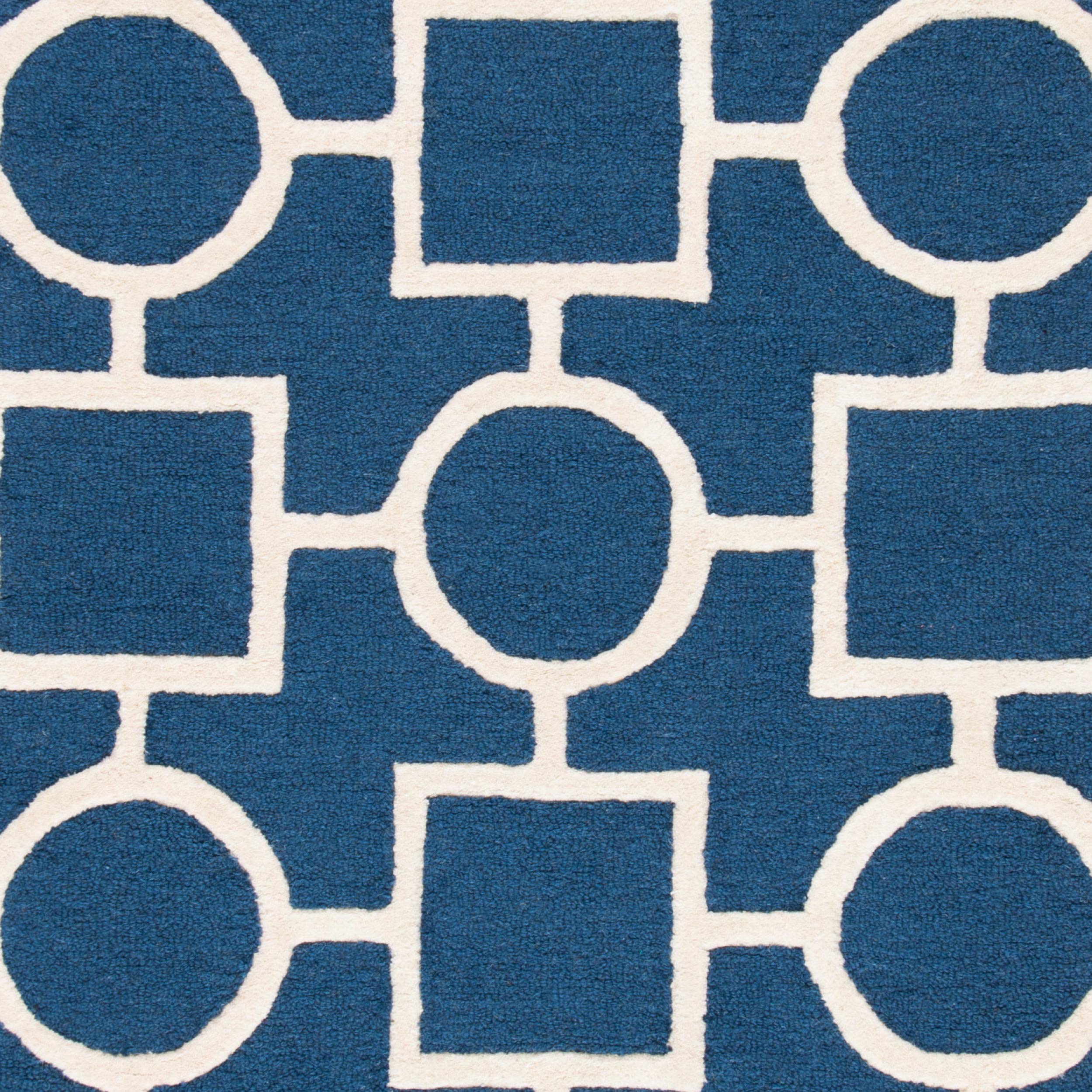SAFAVIEH Cambridge Collection 6'x6' Square Navy Blue & Ivory Moroccan Wool Area Rug - Handmade Premium Quality - Perfect for Living Room, Bedroom or Office Decor