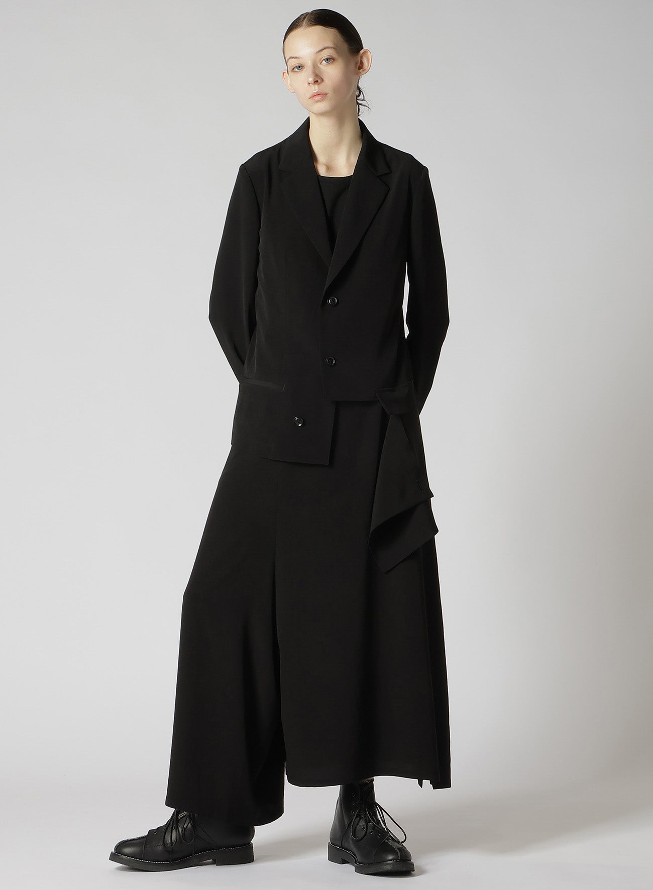 Elegant Asymmetric Crepe de Chine Jacket for Women - Stylish & Lightweight Outerwear for Office, Parties & Evening Events