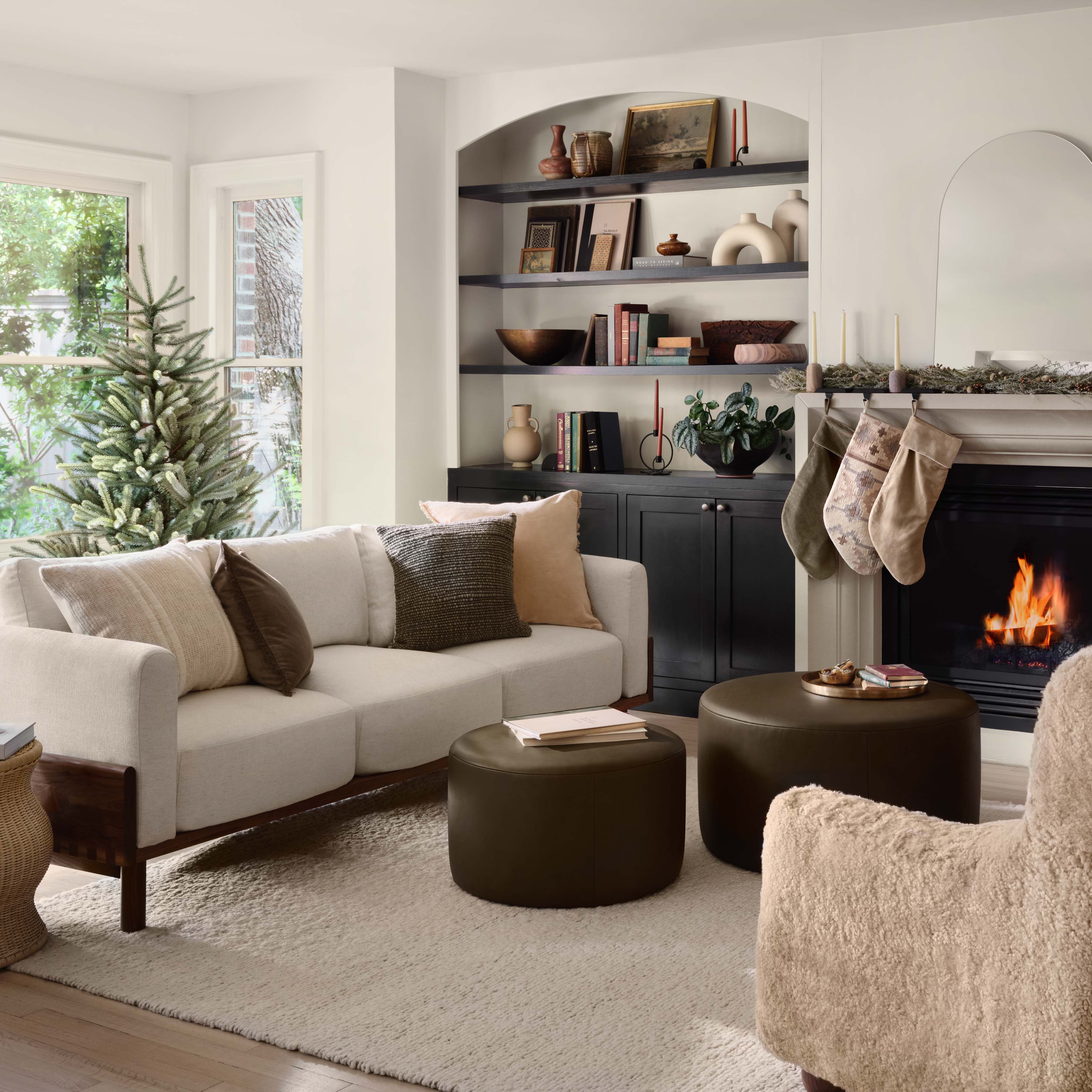 Premium Helm Sofa - Modern Comfortable Sectional Couch for Living Room, Lounge & Family Room - Perfect for Relaxing, Entertaining & Movie Nights