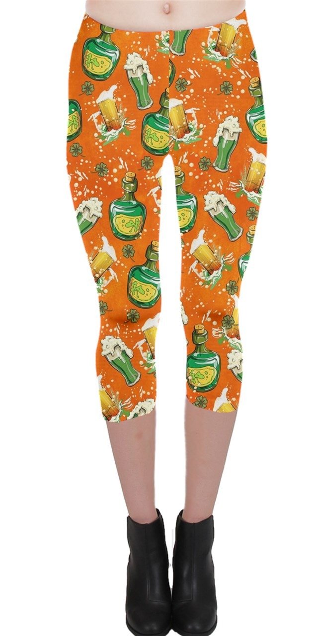 CowCow Women's St. Patrick's Day Clover Shamrock Print Stretchy Capri Leggings - Regular & Plus Size - Festive Holiday Outfit for Parties, Parades & Irish Themed Events