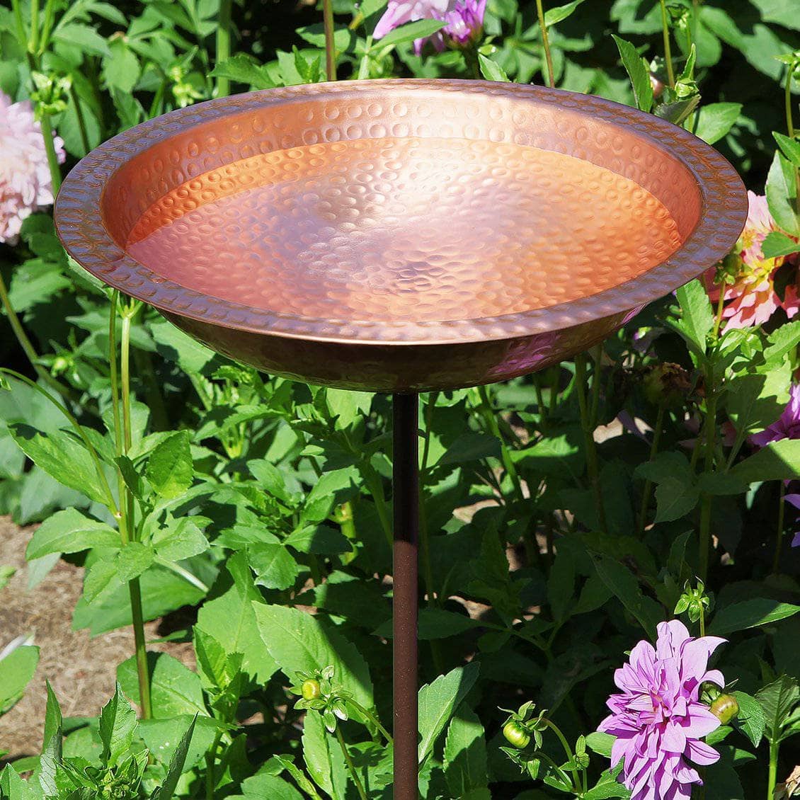 Handcrafted Hammered Solid Copper Bird Bath for Garden - Outdoor Decorative Birdbath for Attracting Birds and Enhancing Garden Aesthetics
