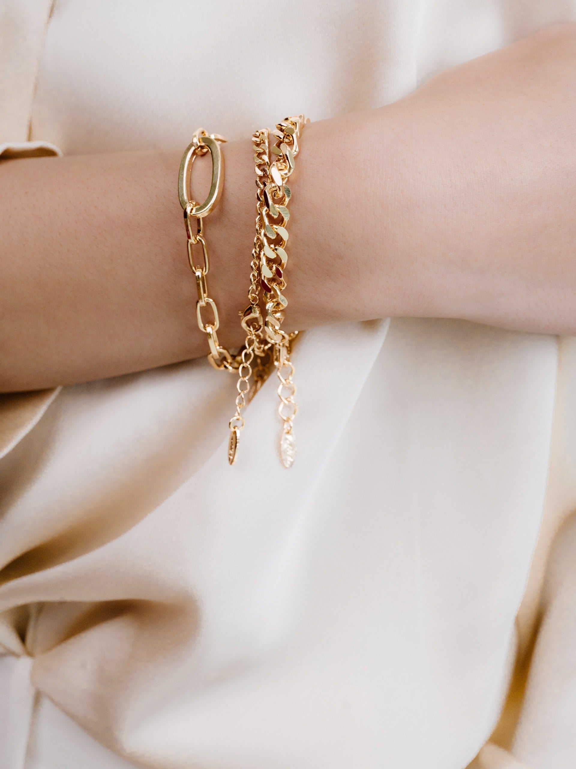 3-Piece Chain Game Bracelet Set for Women - Trendy Stackable Bracelets for Casual Wear, Parties & Gifts