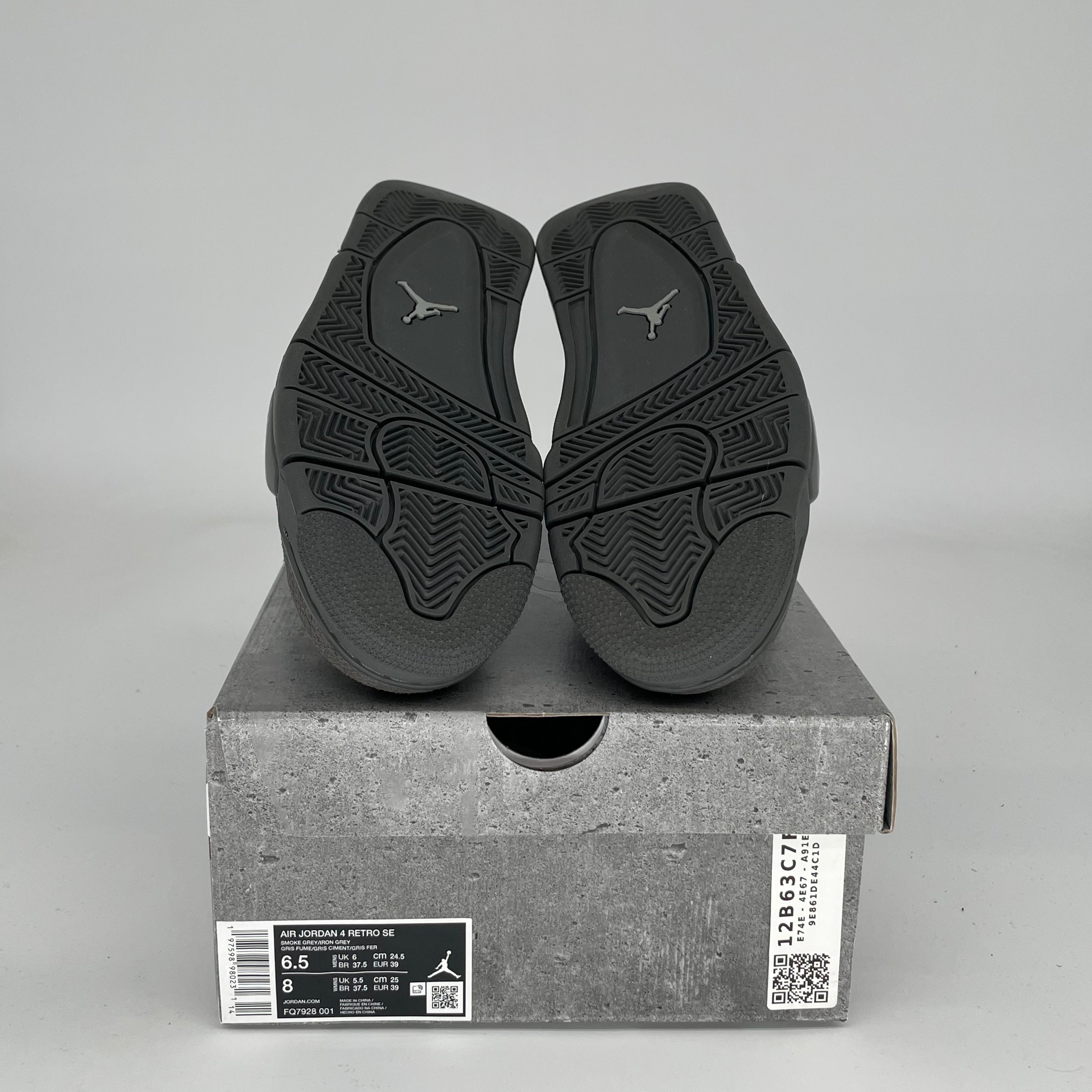AIR JORDAN 4 Retro 