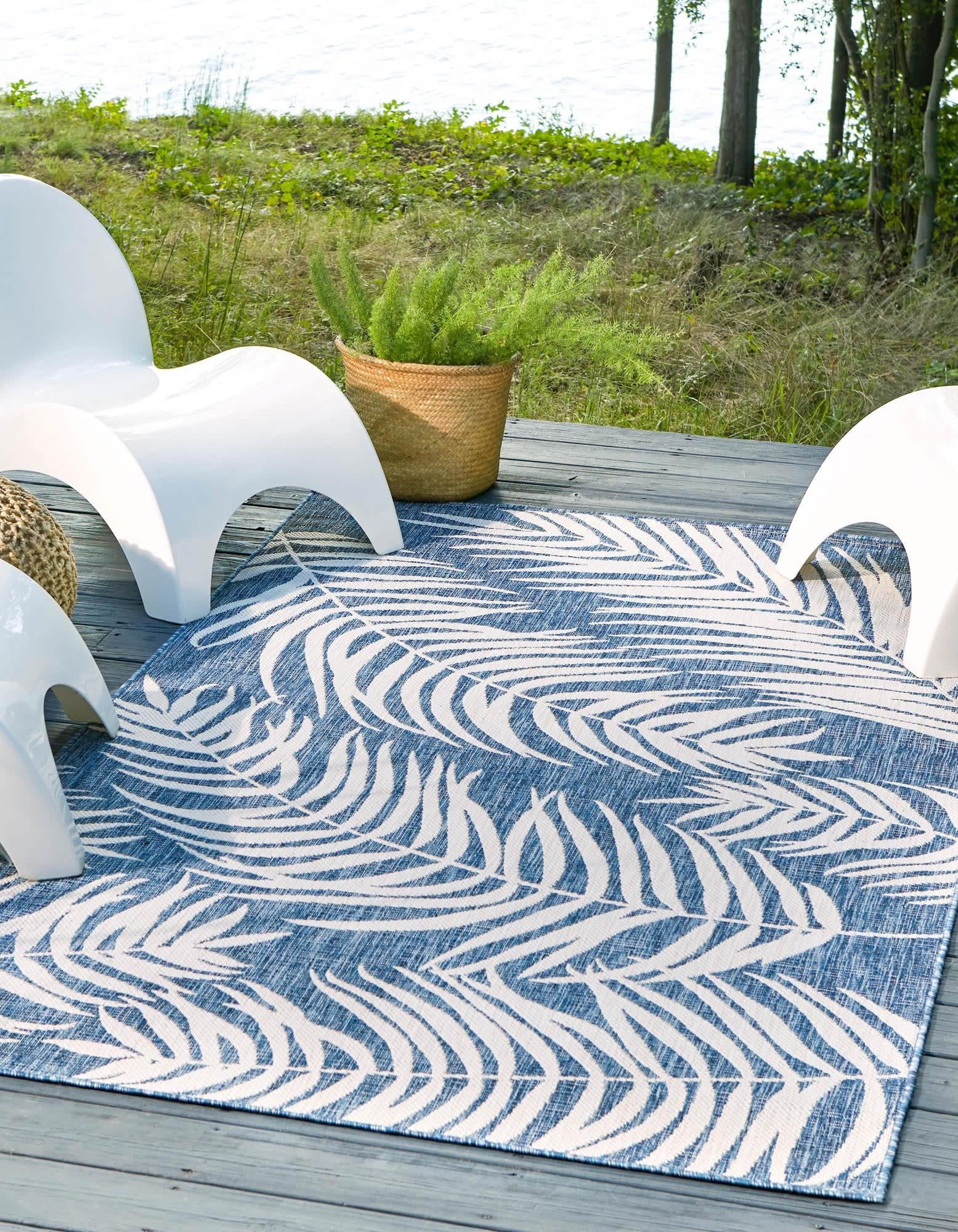 Unique Loom Outdoor Botanical Collection Area Rug - Palm Tree Design 4'1