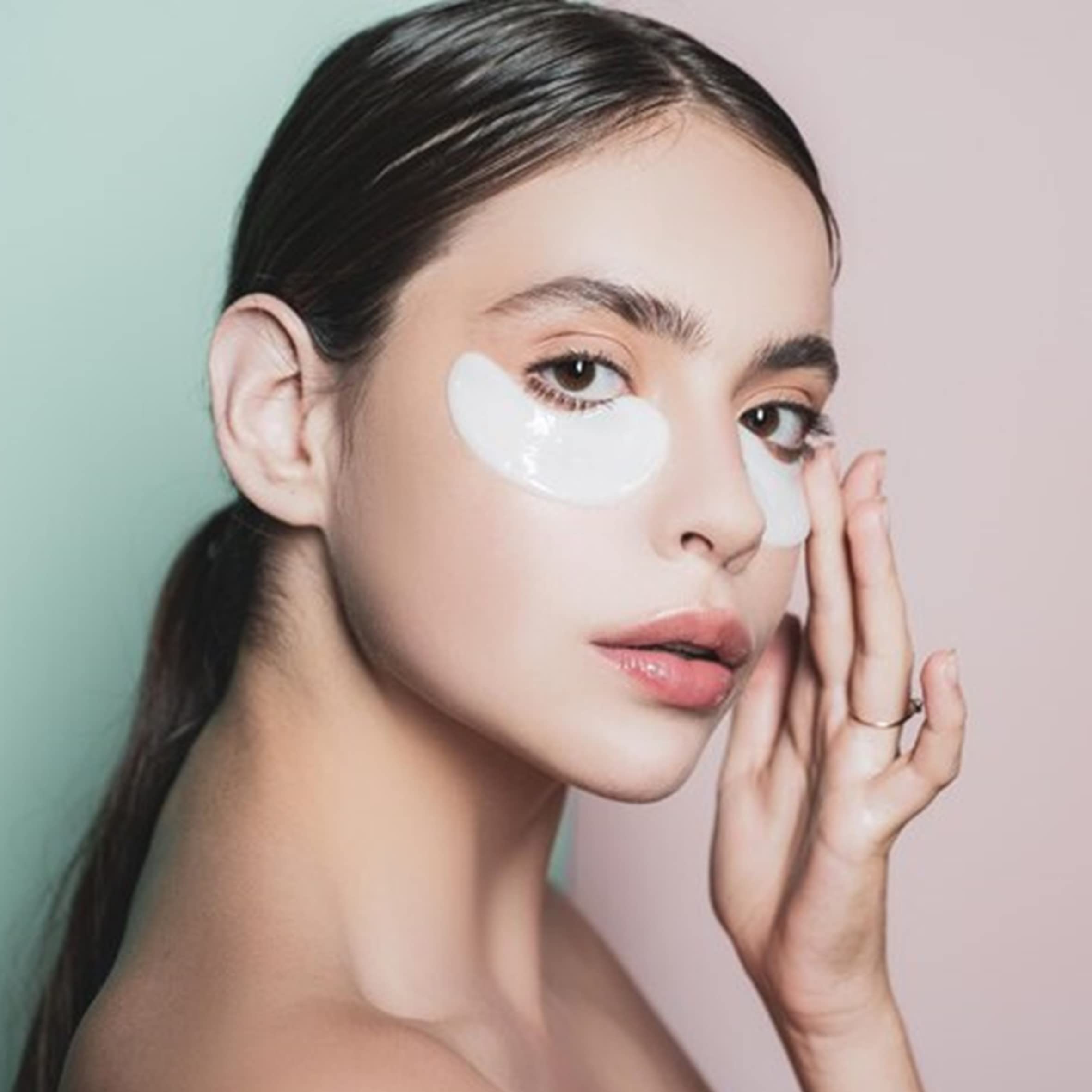 Trendy False Eyelash Extension Lint-Free Eye Gel Patches for Makeup & Under Eye Care - Pack of 5 | Perfect for Eyelash Extensions, Dark Circle Treatment & Spa Days