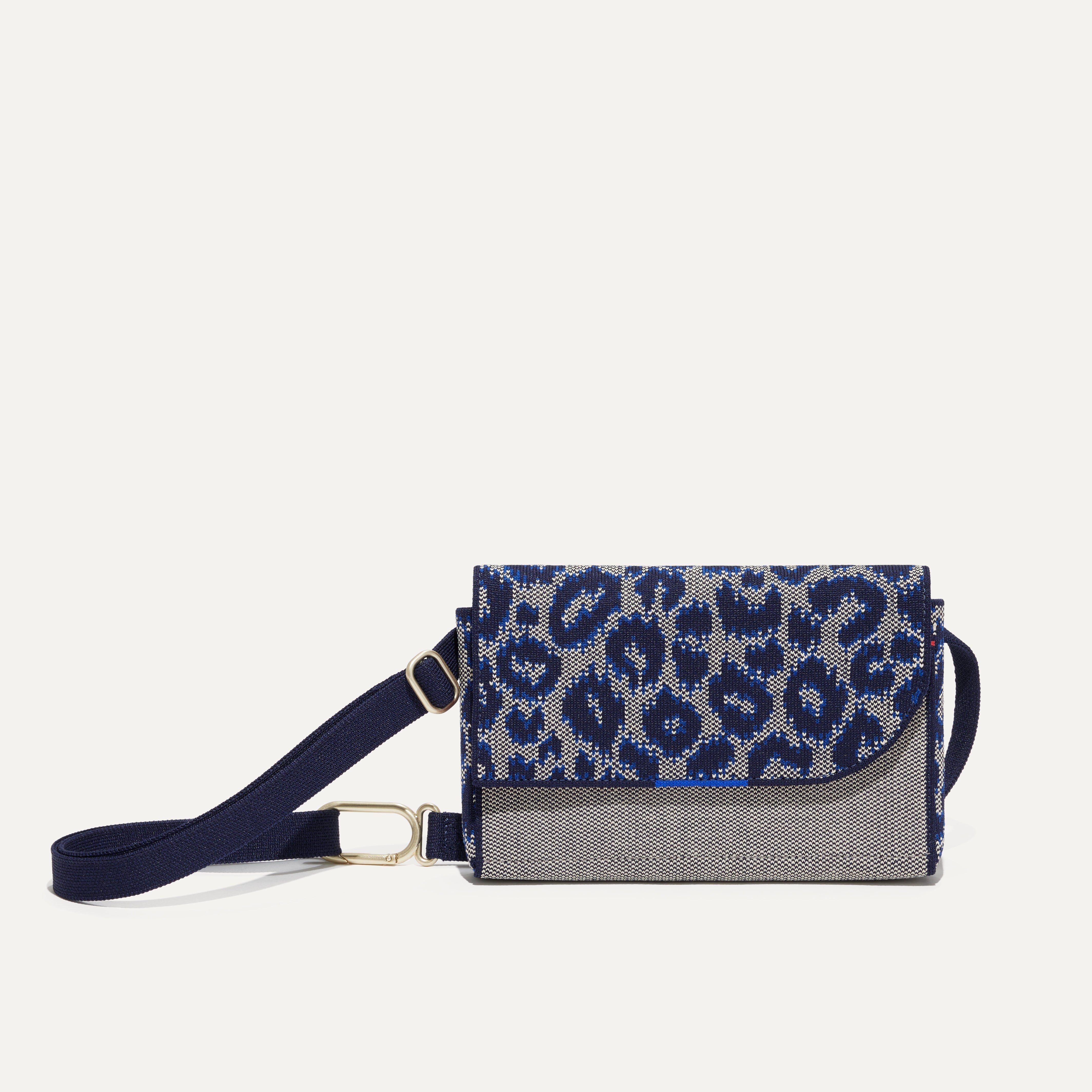Best Crossbody Belt Bag for Women & Men - Stylish & Hands-Free Waist Pack for Travel, Running, Hiking, Concerts & Everyday Use