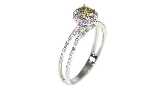 Exquisite 14K Gold Champagne Diamond Ring for Women - Elegant Engagement, Wedding, Anniversary Gift - Perfect for Romantic Occasions & Special Celebrations