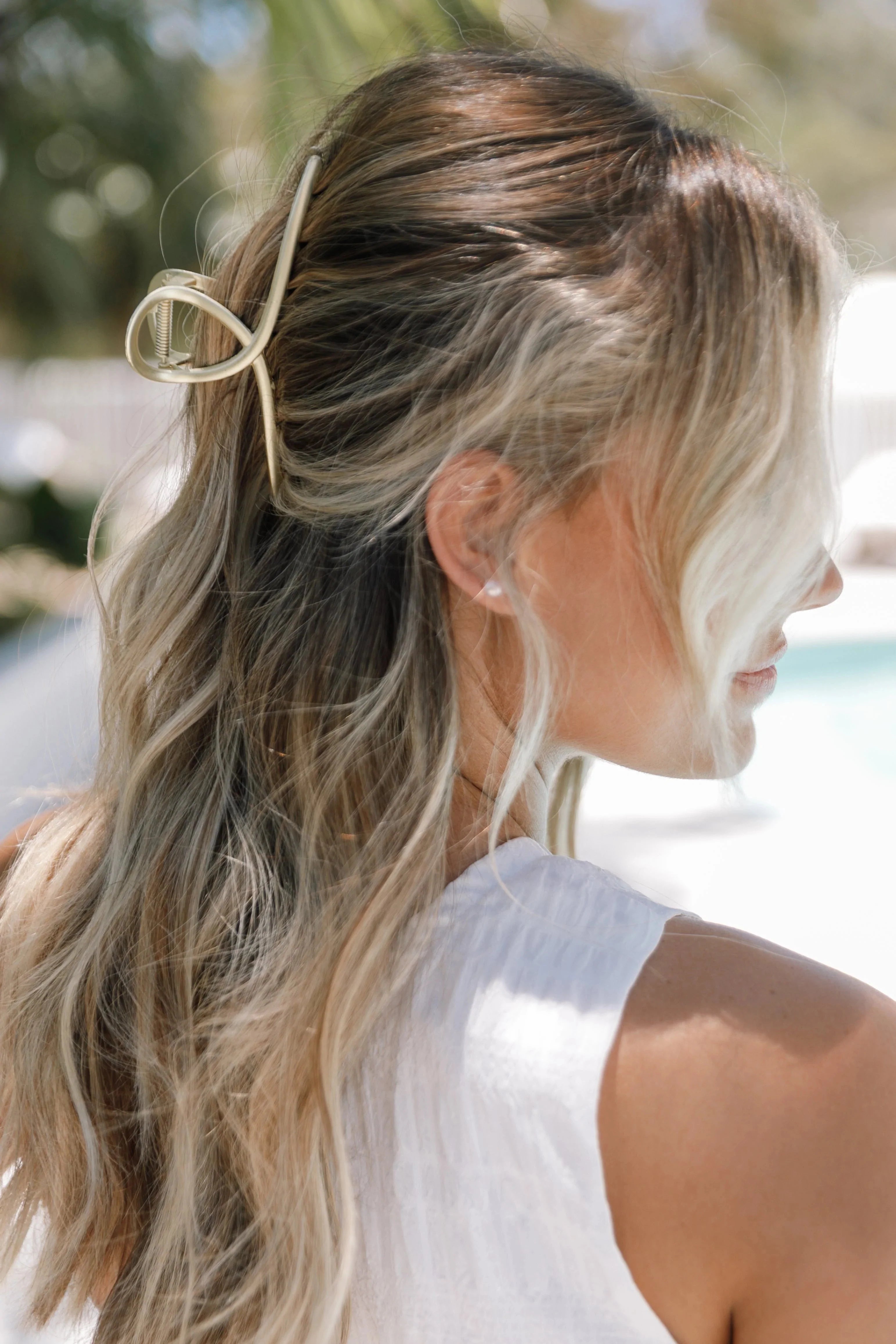 Linda Hair Clip - Gold Hair Accessory for Women | Perfect for Parties, Weddings & Everyday Style
