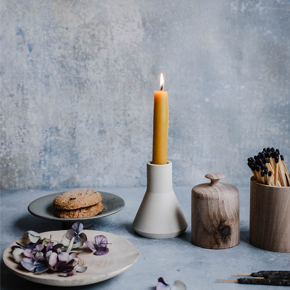 Elegant Classic Ceramic Candle Holder for Home Decor - Perfect for Romantic Dinners, Spa Nights & Cozy Living Room Ambiance