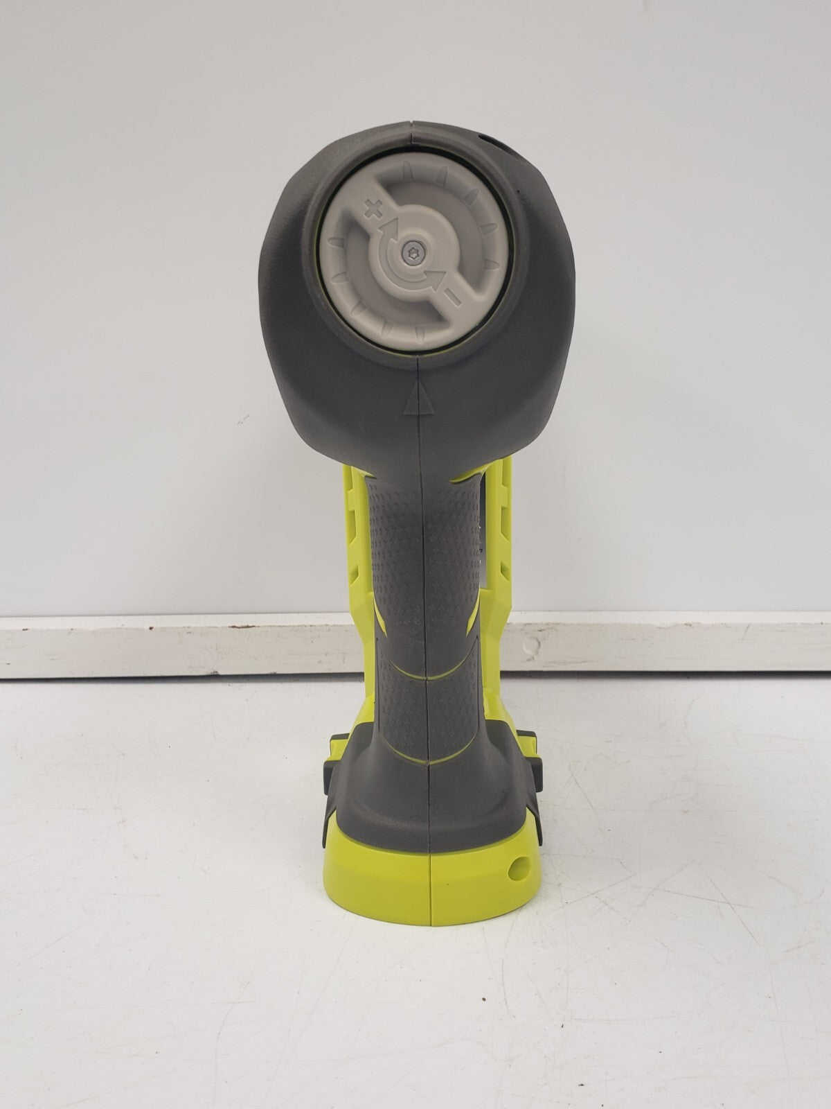 Ryobi P320 18V Cordless Brad Nailer - 2.0Ah Battery Included - Perfect for DIY Projects, Woodworking & Home Renovations