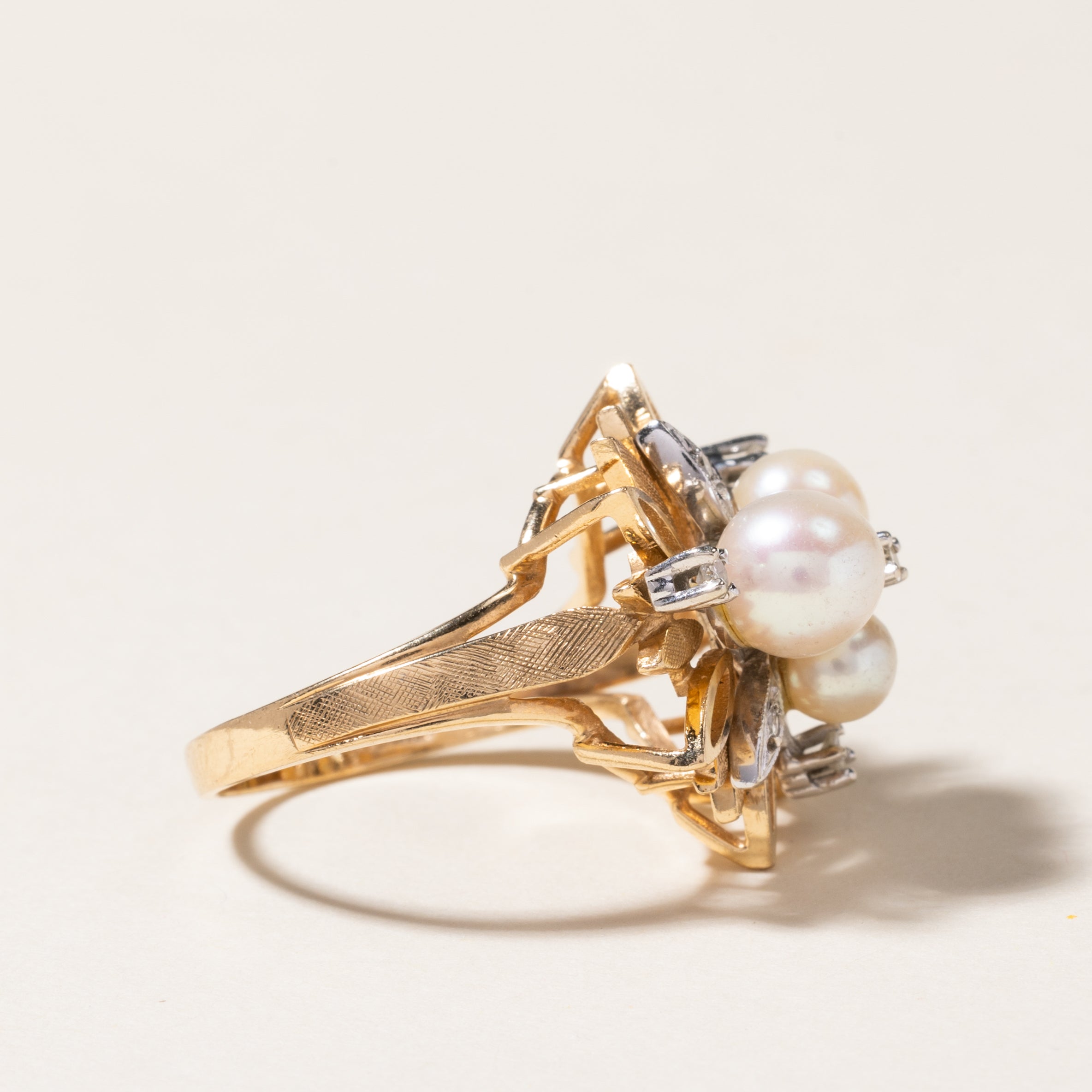 Elegant Pearl & Diamond Cocktail Ring | 5.00mm to 6.80mm Cultured Pearl | 0.10ctw Diamond Accents | Size 8.25 | Perfect for Evening Parties, Weddings & Special Occasions