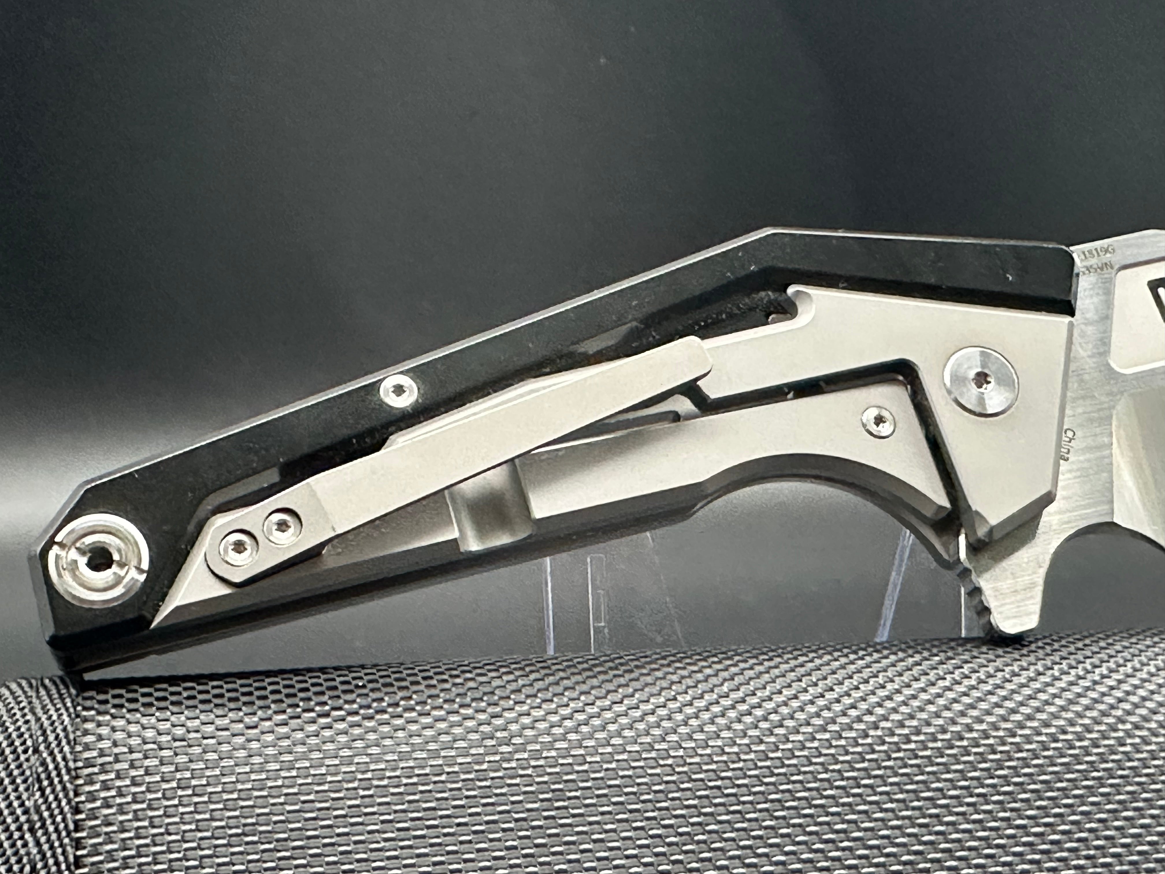 Artisan Cutlery Ravine - Premium Folding Pocket Knife with G10 Handle, Stainless Steel Blade for Outdoor, Camping & EDC (Everyday Carry) - Perfect for Hiking, Survival & Tactical Use