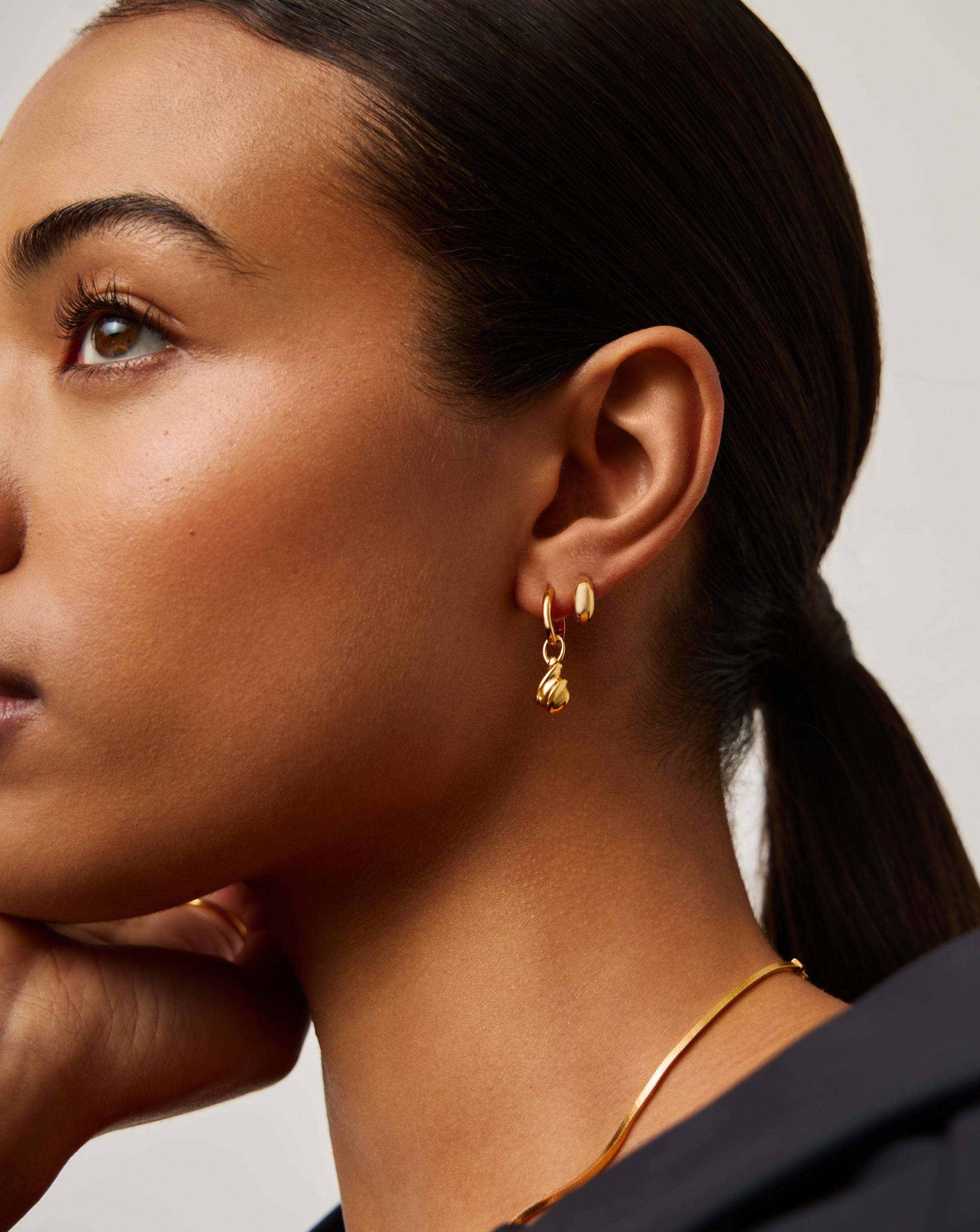 Savi Ridge Droplet Charm Earrings - 18k Gold Vermeil Dangle Earrings for Women | Elegant Gift for Birthday, Anniversary & Special Occasions | Perfect for Parties, Weddings & Date Nights