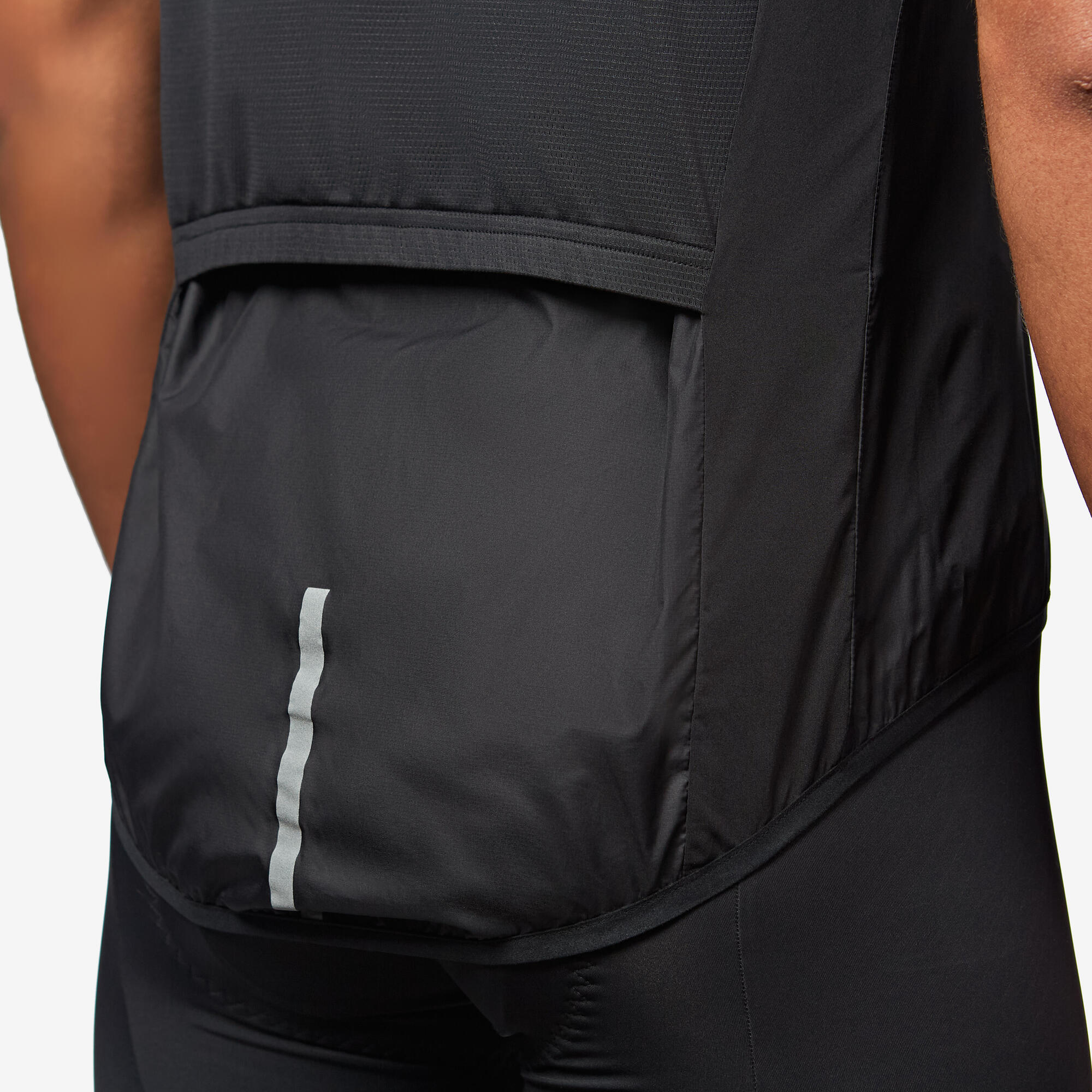 Van Rysel Men's Ultralight Cycling Wind Vest - Breathable & Water-Resistant Running Jacket for Outdoor Sports, Cycling & Jogging