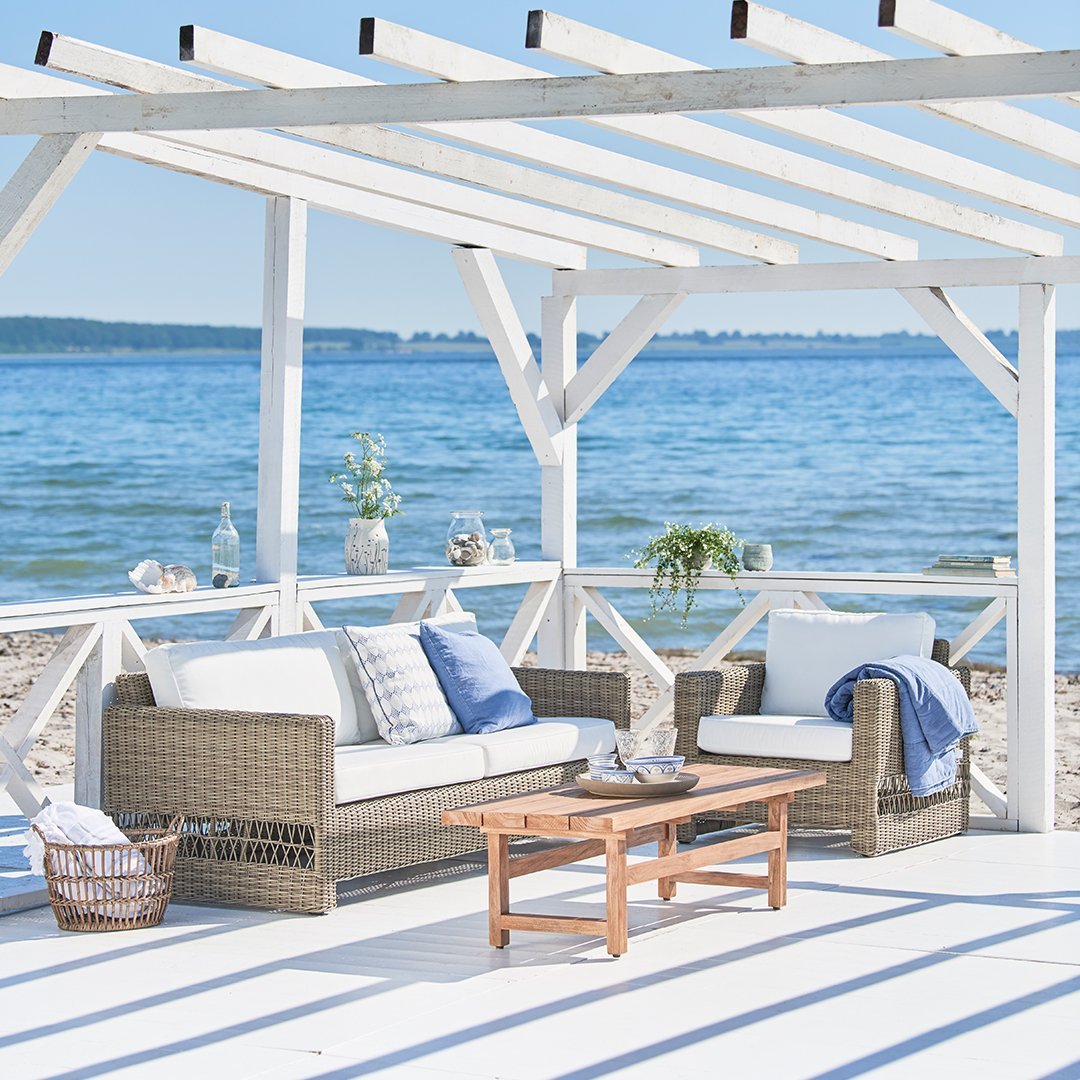 Premium Carrie Outdoor Lounge Chair - Waterproof & Durable Patio Furniture for Poolside, Garden, and Backyard Relaxation
