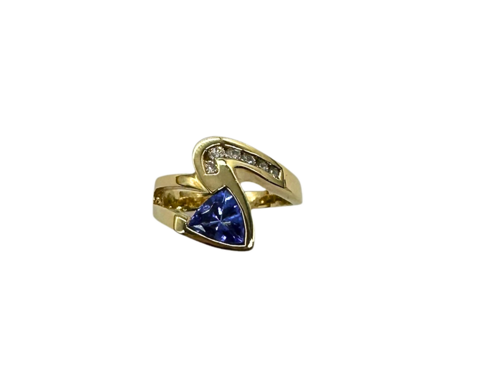 Exquisite Trillion Cut Tanzanite & Diamond Bypass Ring | 14K Gold Engagement Jewelry | Perfect for Anniversary Gifts & Special Occasions