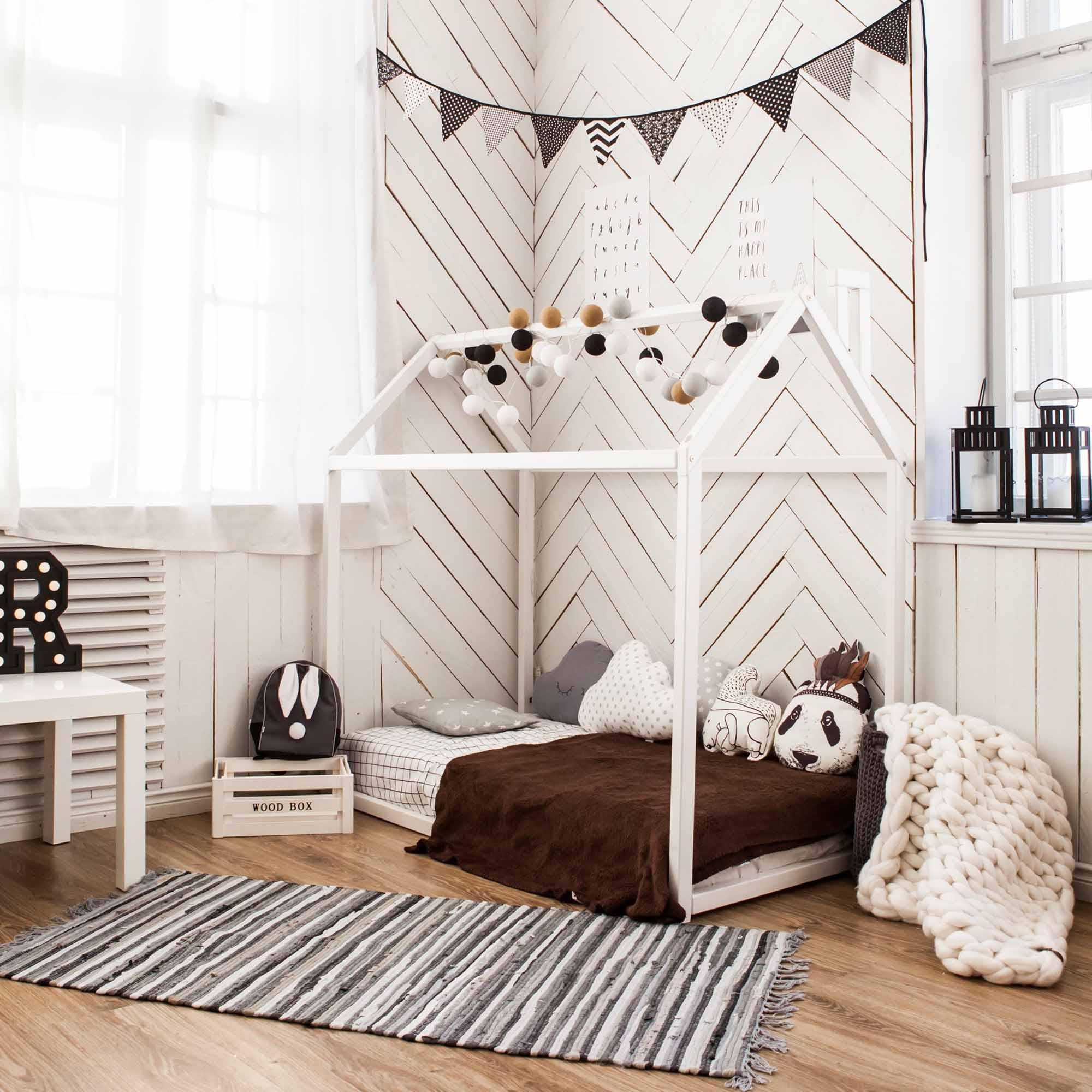 **Toddler Bed Frame - Wooden House Design Floor Bed with Twin Size Mattress Slats (39