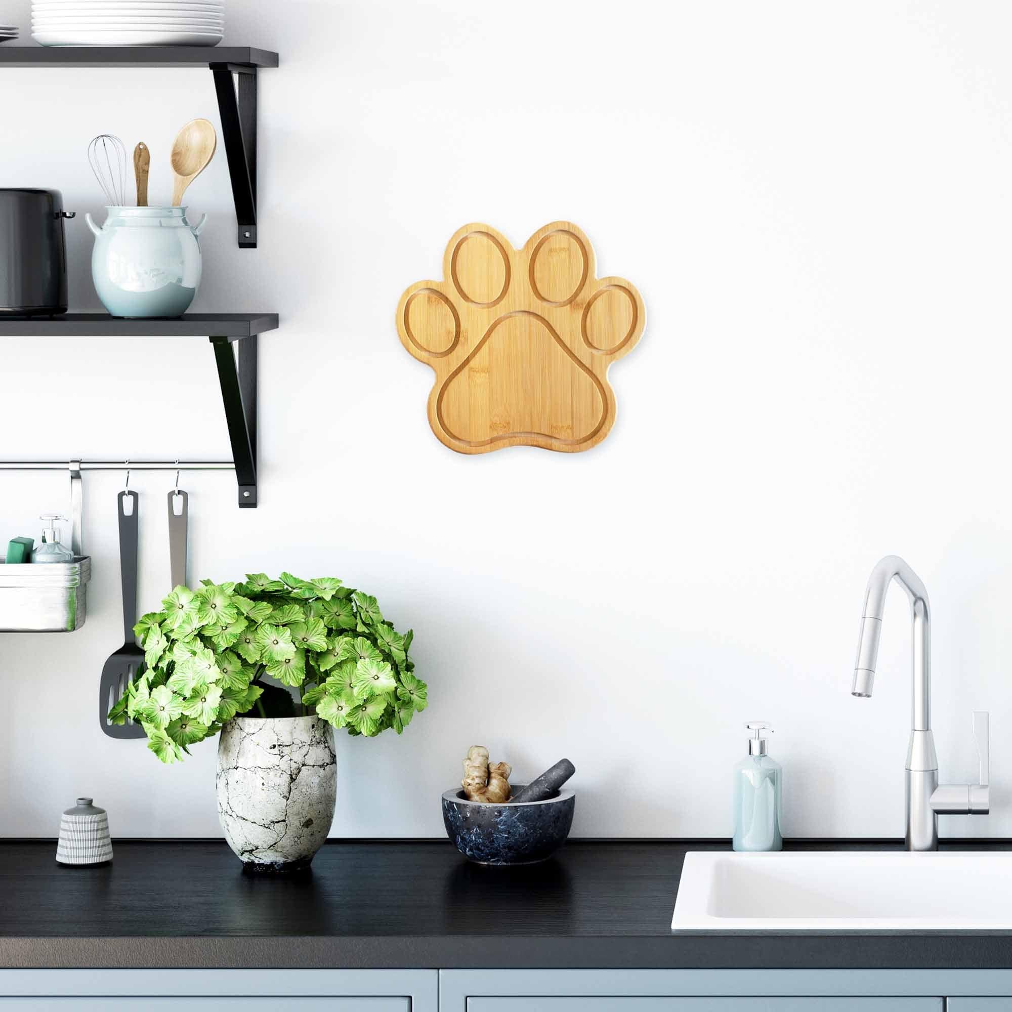Paw Shaped Cutting Board - 11 x 10 Inch Non-Slip Kitchen Chopping Board for Meat, Fruits & Vegetables - Perfect for Pet Lovers & Home Cooking