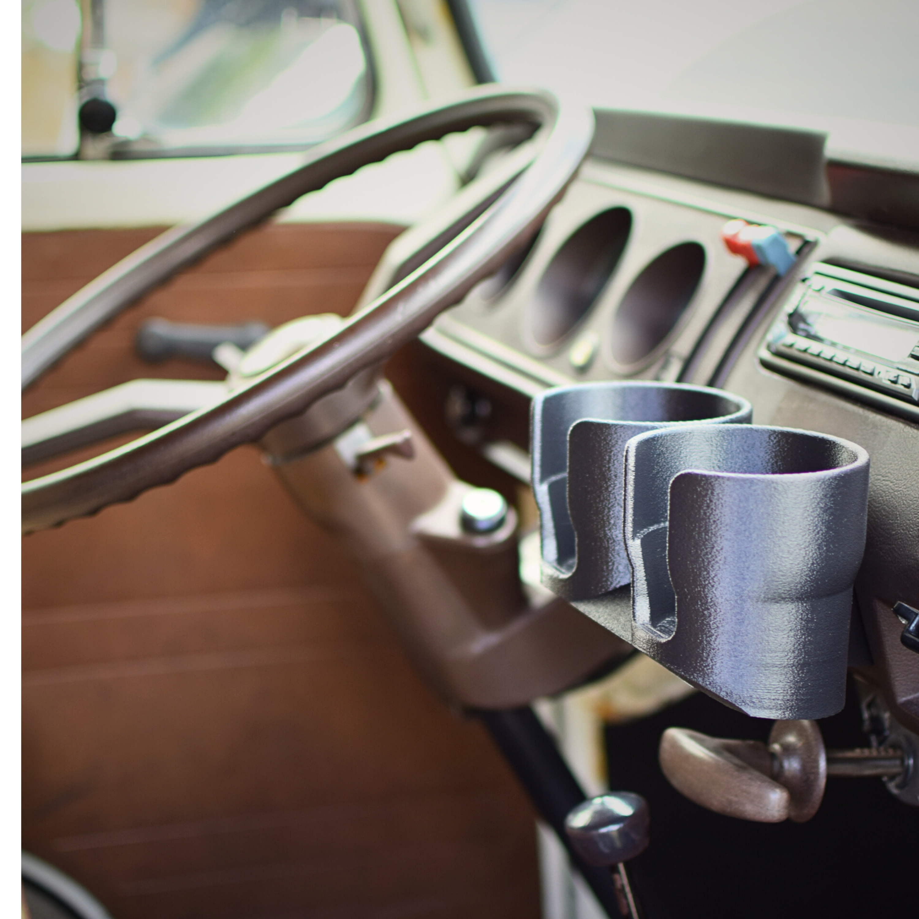 Car Ashtray with Cup Holder - Universal Vehicle Mount for Bus, Truck, RV & Cars - Perfect for Road Trips & Long Drives