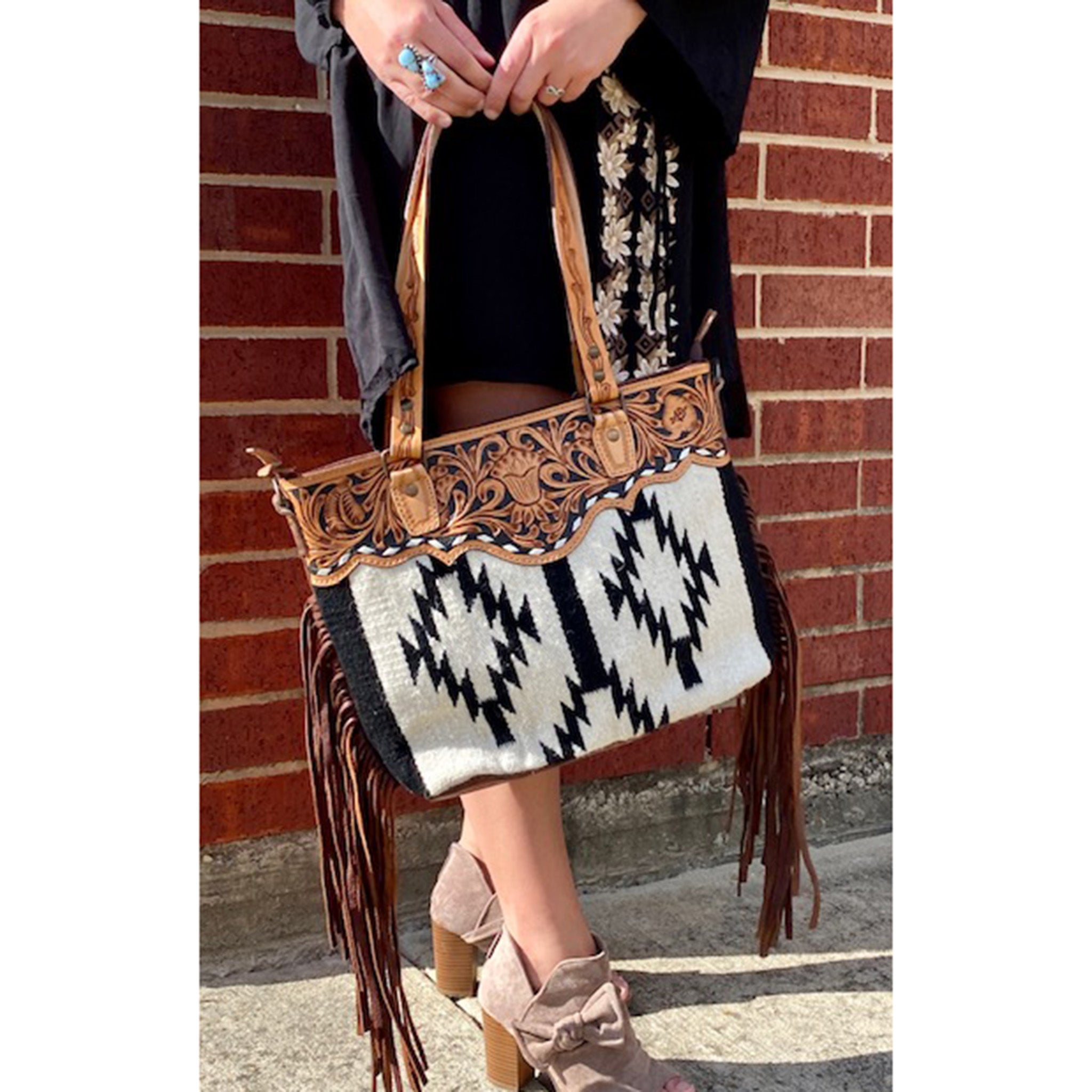 American Darling Sanora Black & White Tooled Leather Crossbody Purse - Stylish Western Handbag for Women, Perfect for Concerts, Rodeos & Date Nights