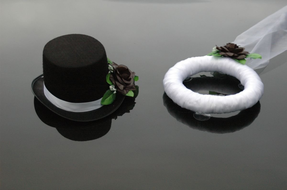 Elegant Black Wedding Car Decorations - Veil, Hat & Rose Jewelry for Bridal Couple | Perfect for Wedding Day, Anniversary & Romantic Getaway Car Decor