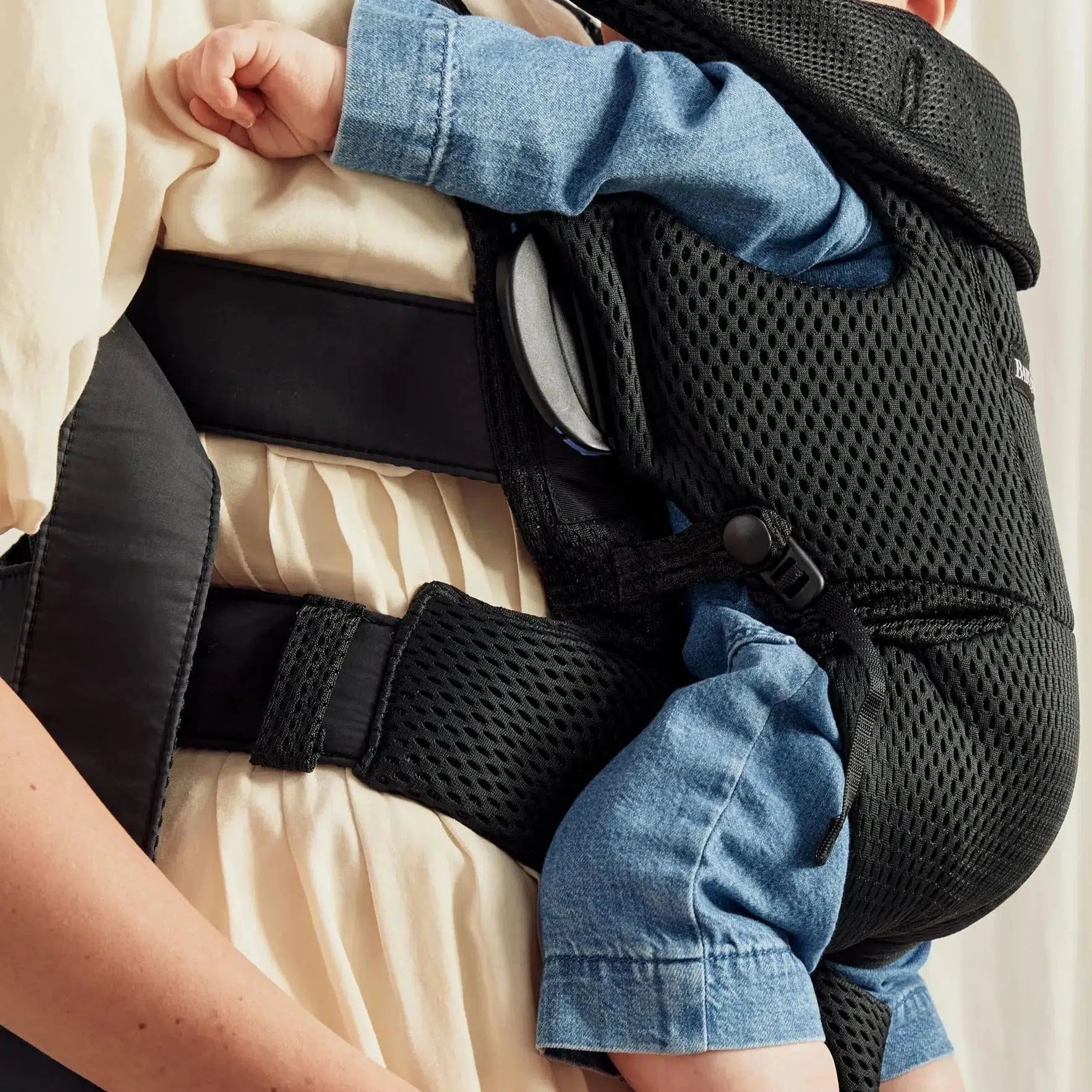 Baby Bjorn Baby Carrier Free - Ergonomic, Breathable Black Mesh Infant Carrier for Hands-Free Parenting - Perfect for Hiking, Shopping & Travel