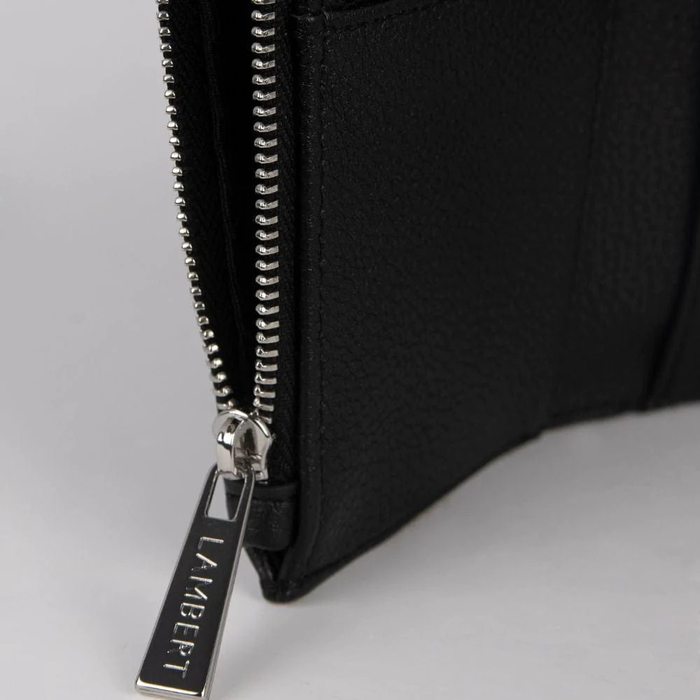 Lucy - Premium Women's Fashion & Accessories | Trendy Outfits, Handbags & Jewelry | Perfect for Casual Wear, Office & Special Occasions