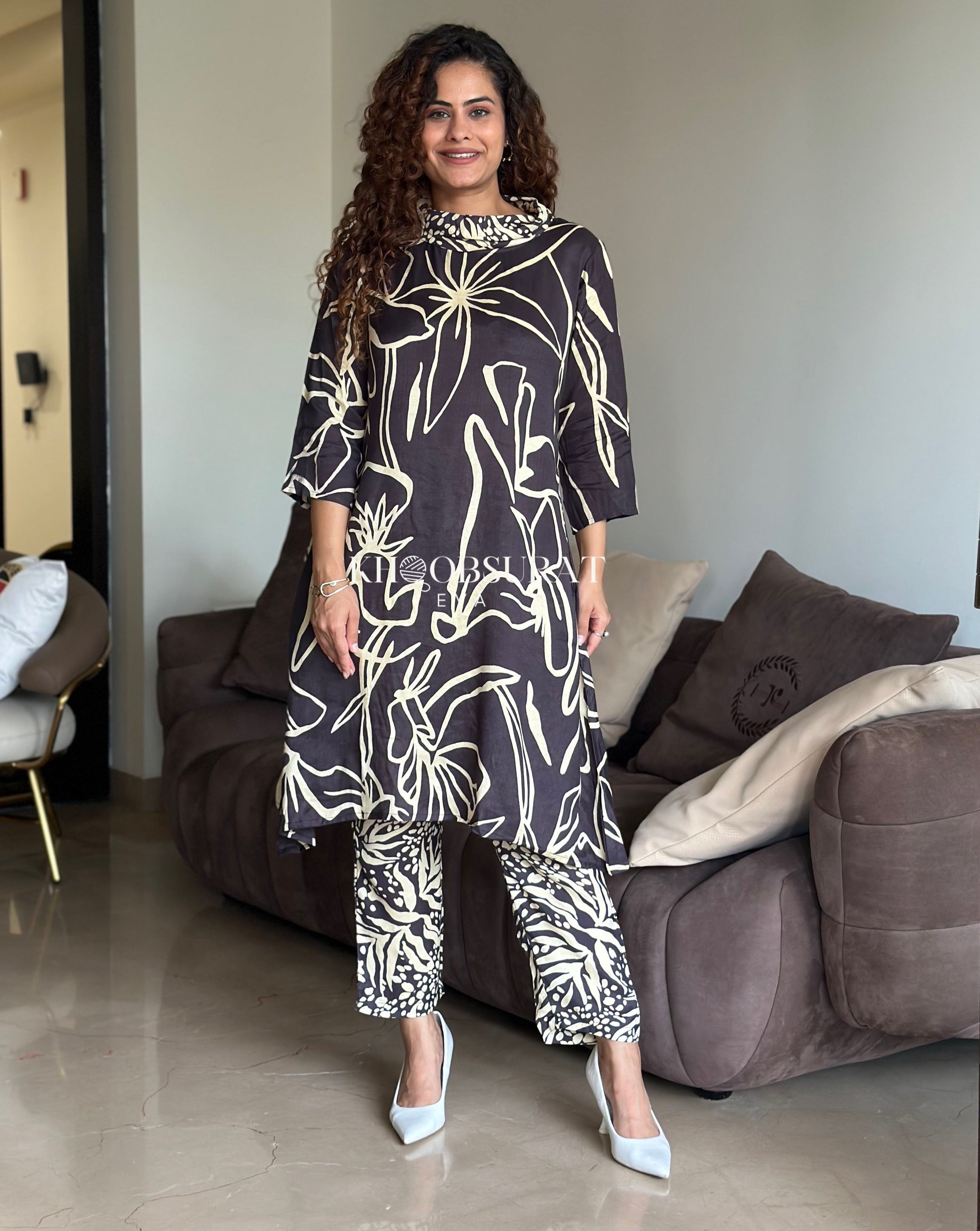 TRUE BROWNS Versatile Women's 2-Piece Coord Set - Stylish Outfit for Work, Travel & Casual Wear