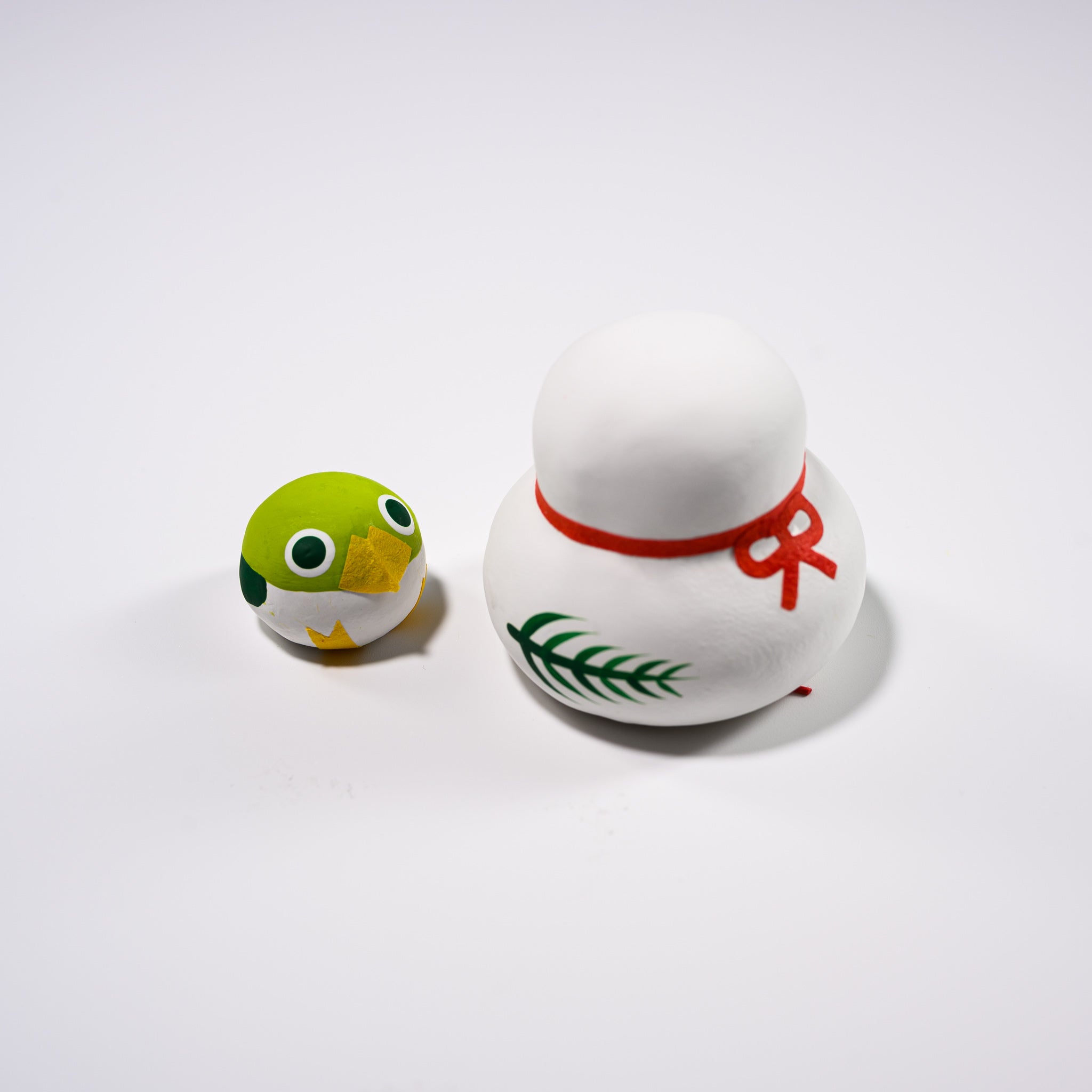 Handheld Lucky Fortune Ornament - Japanese Mochi Omikuji Kagami Mochi Charm for Home Decor & New Year Blessings | Perfect for Japanese Culture Lovers, Feng Shui Gifts & Holiday Decorations