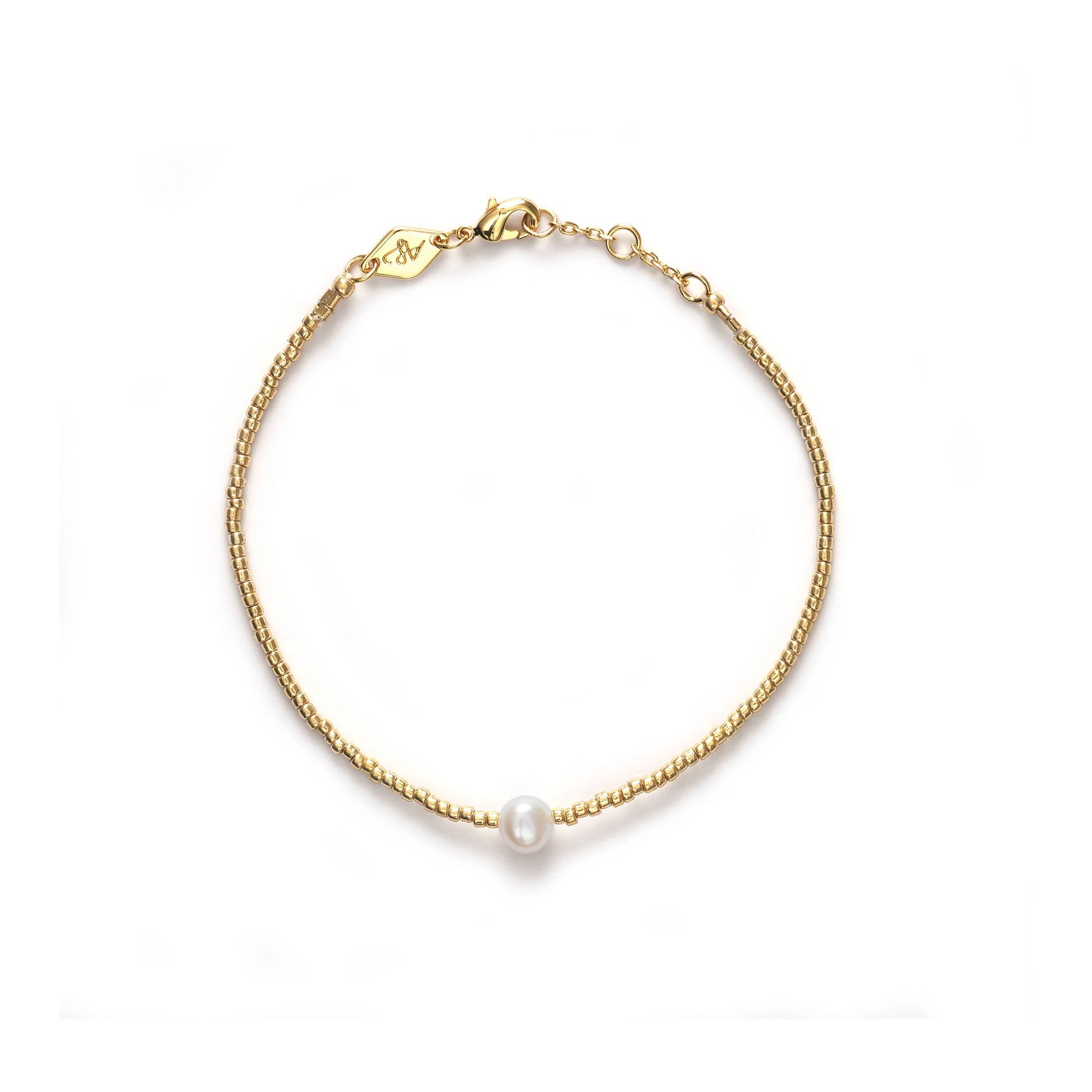 **Elegant Pearly Bracelet in Gold - Perfect for Women's Fashion, Gift Giving & Special Occasions**