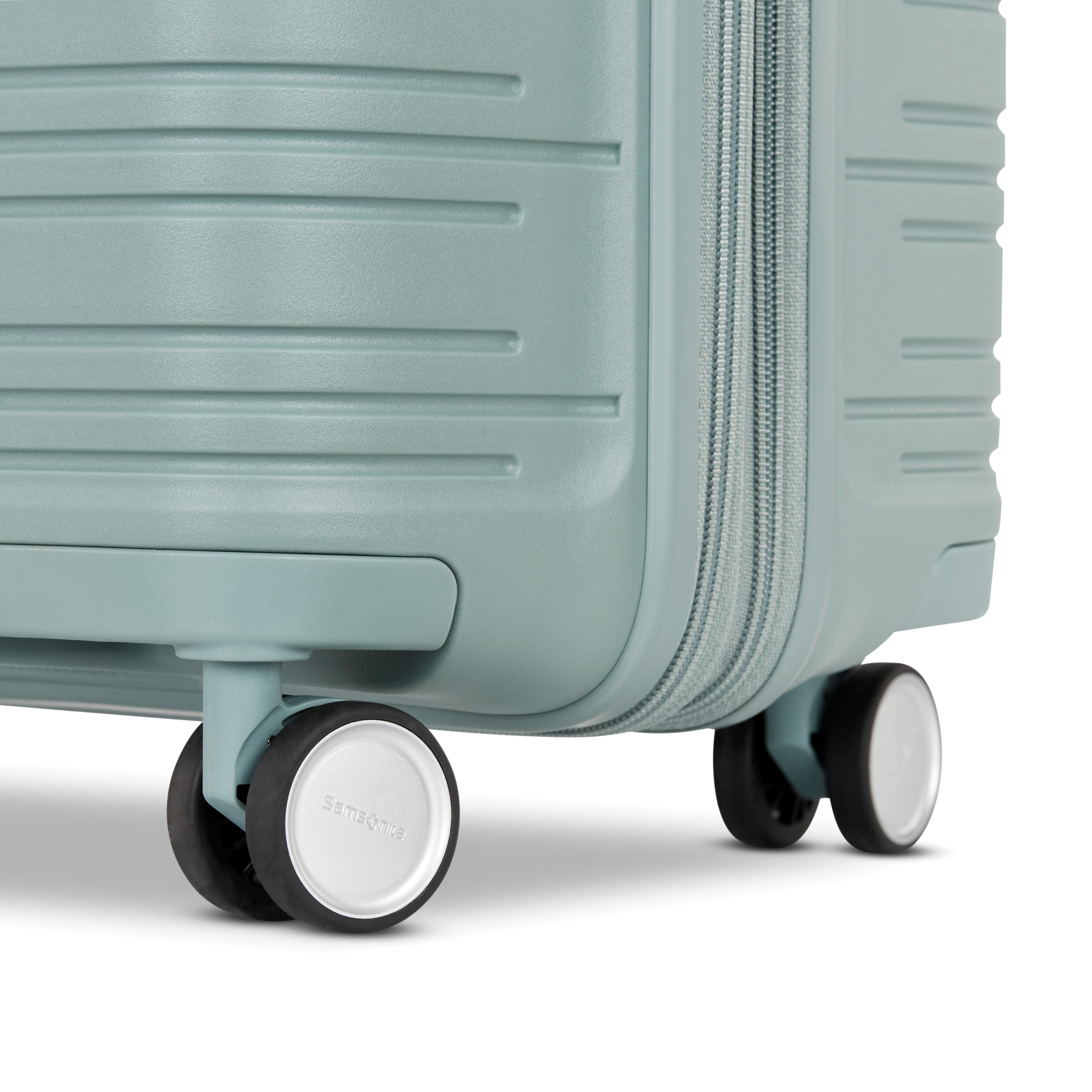 Samsonite Elevation Plus Medium Expandable Glider Luggage - Lightweight Spinner Suitcase with TSA Lock for Travel, Business Trips & Vacations | Durable Carry-On & Check-In Bag