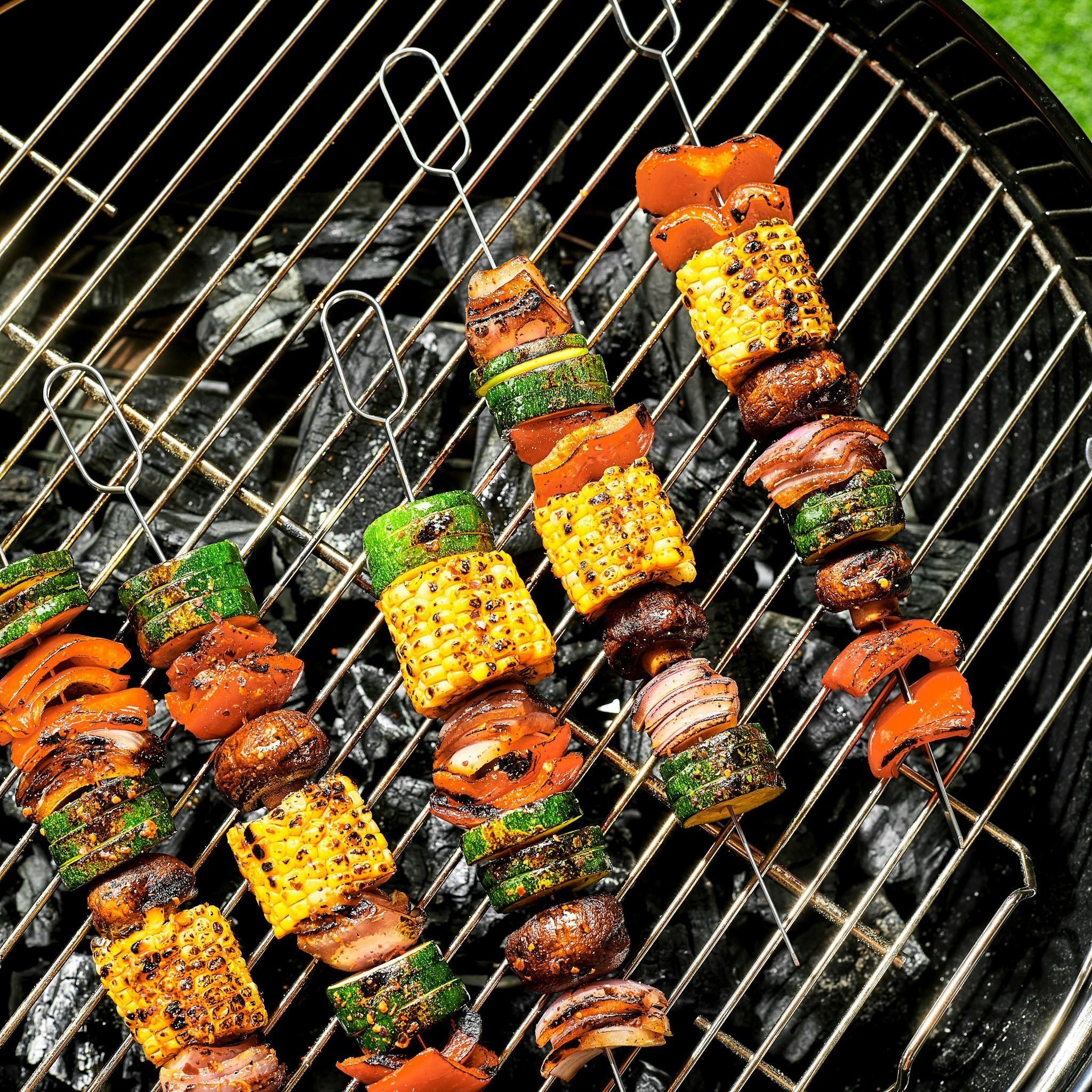 Premium BBQ Grill Tools Set - Stainless Steel Grilling Accessories with Heat-Resistant Handle for Outdoor Cooking, Backyard Parties & Camping