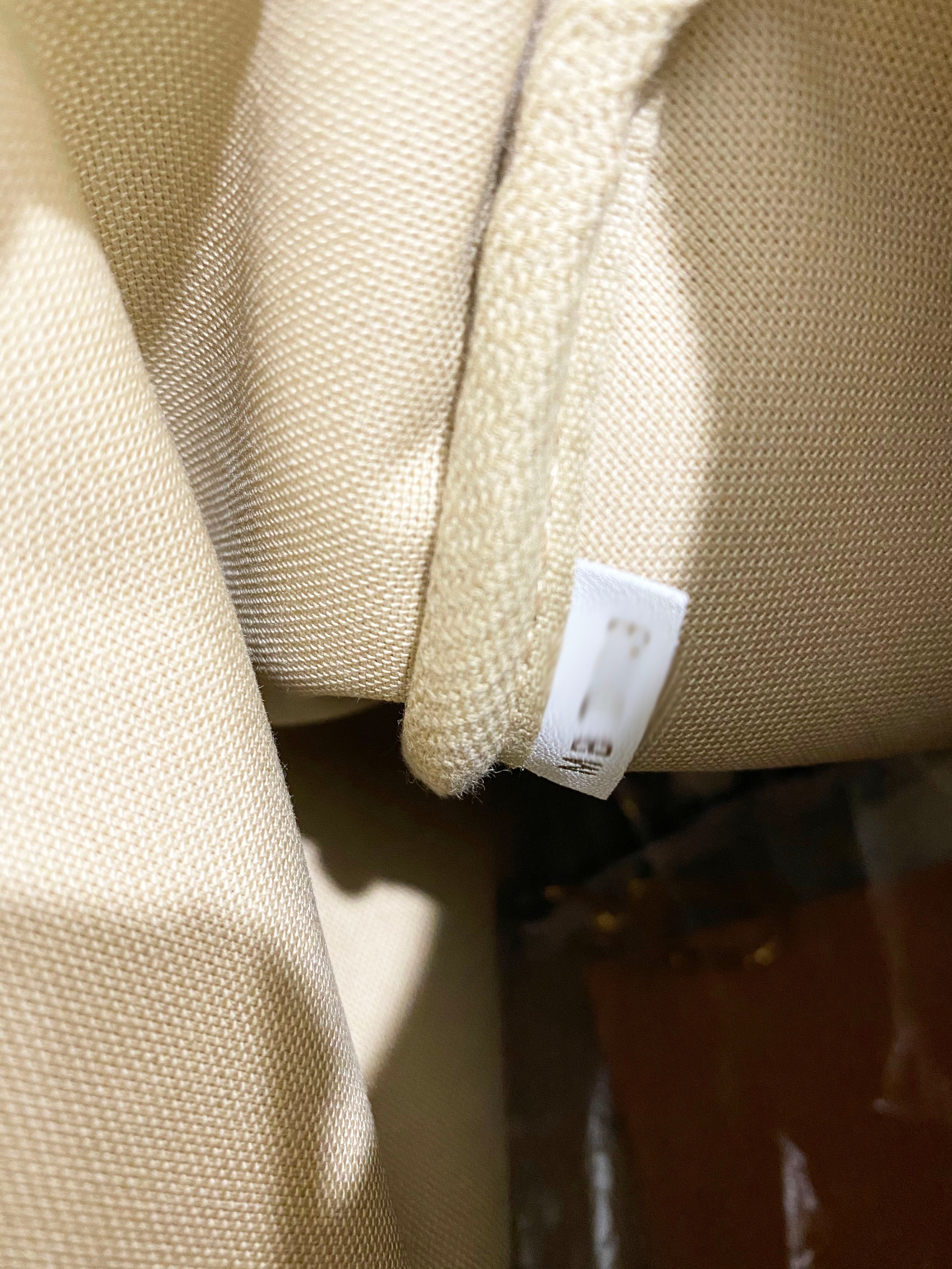 Authentic Louis Vuitton Speedy 30 Handbag in White & Khaki - Perfect for Work, Travel & Everyday Luxury Fashion Accessory