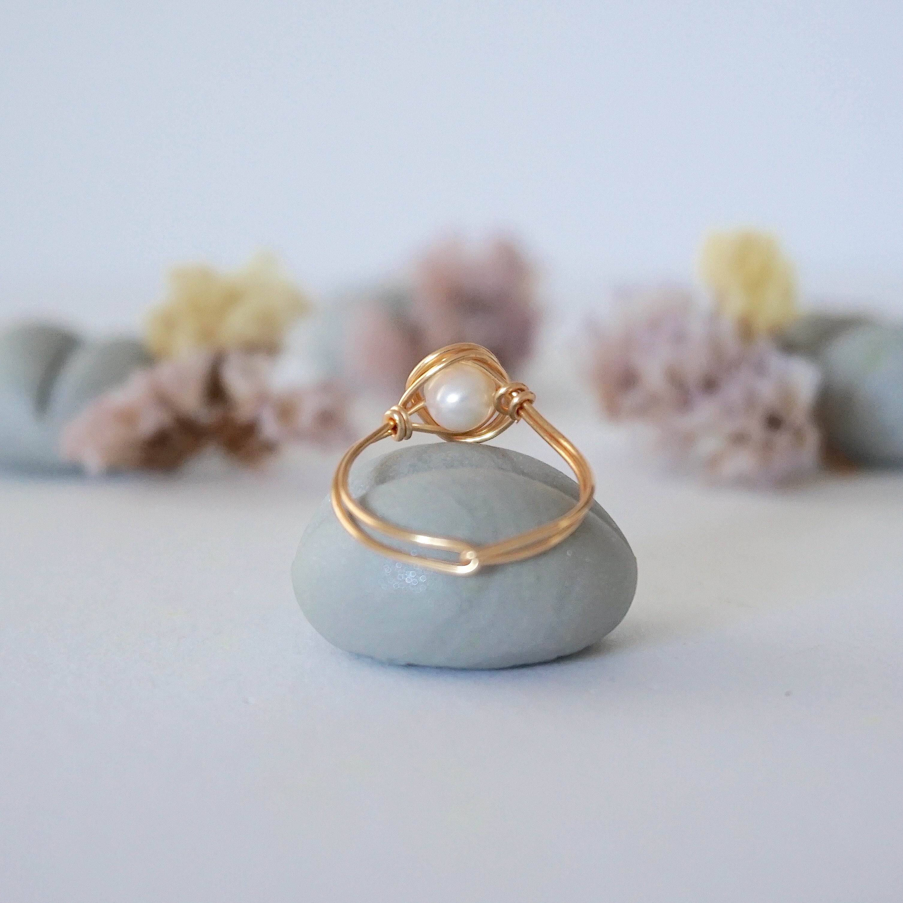 Elegant Classic Pearl Ring in 14K Gold for Women - Perfect for Weddings, Anniversaries & Special Occasions
