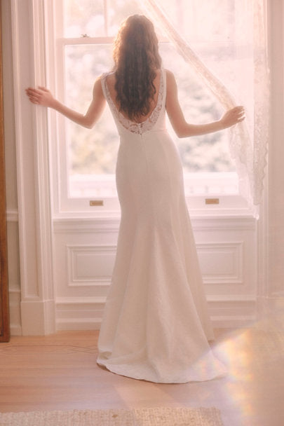 Jenny Yoo Portia Gown - Elegant Wedding Dress for Brides | Perfect for Beach, Garden & Formal Weddings