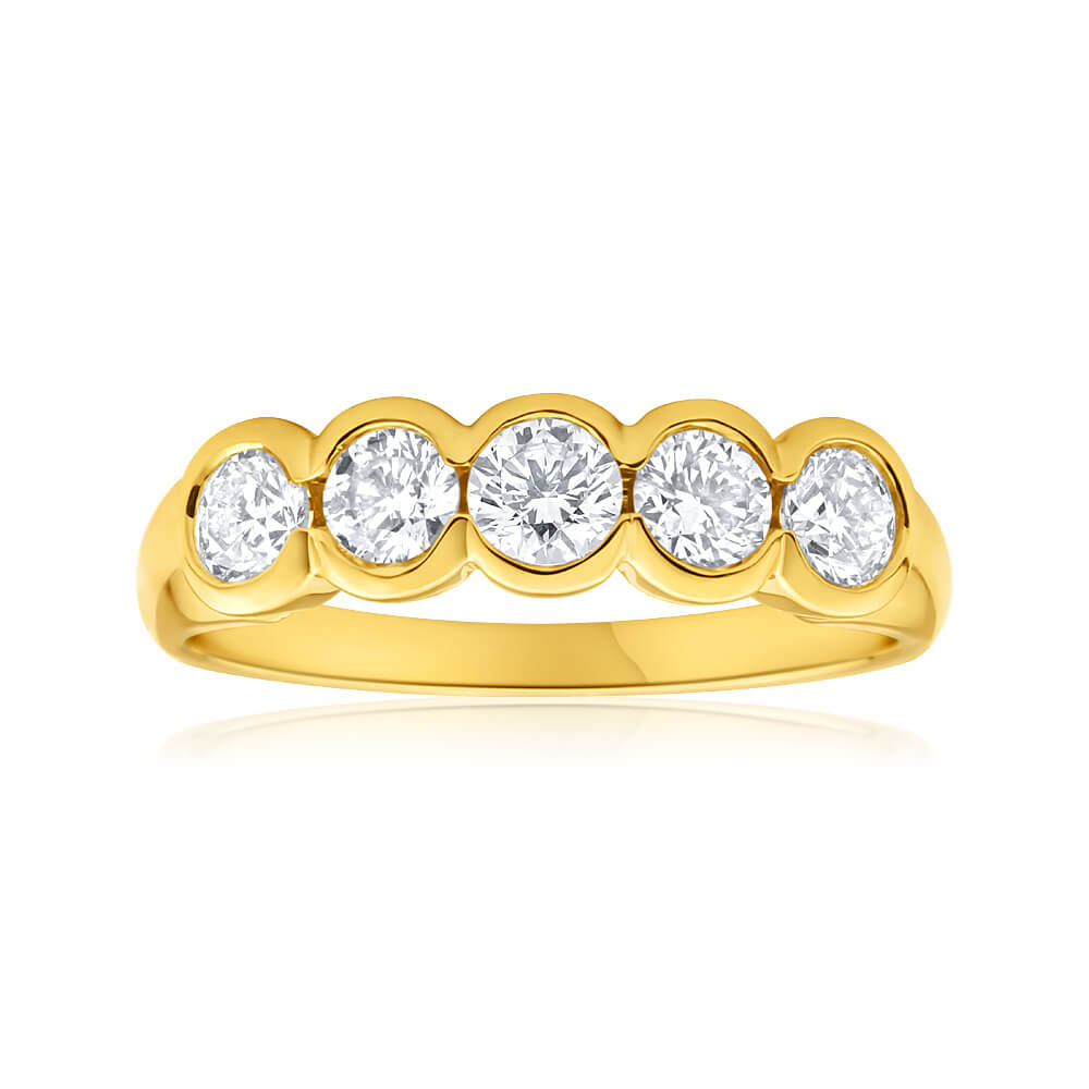 18ct Yellow Gold Diamond Ring - 1 Carat Bezel Set Round Cut Solitaire Engagement Ring for Women - Perfect for Weddings, Anniversaries & Special Occasions