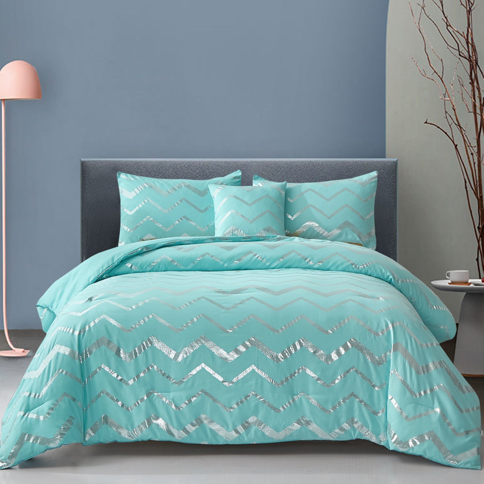 Blue Gradient Comforter Set King Size - Modern 3 Piece Bedding with Pillowcases | Soft Luxury Bedroom Decor for Master Suite, Guest Room & Dorm | Perfect for All Seasons