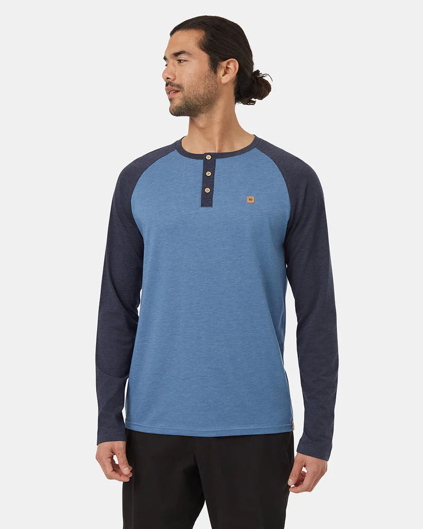 Classic Men's Henley Long Sleeve Shirt - Comfortable Cotton Casual Wear for Everyday & Outdoor Activities