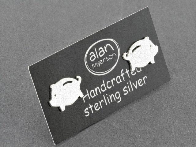 Sterling Silver Piggy Bank Stud Earrings - Perfect for Gifts, Savings Motivation & Everyday Wear