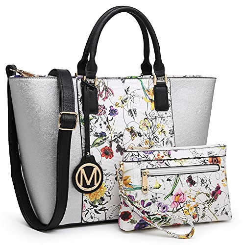 White Flower/Silver