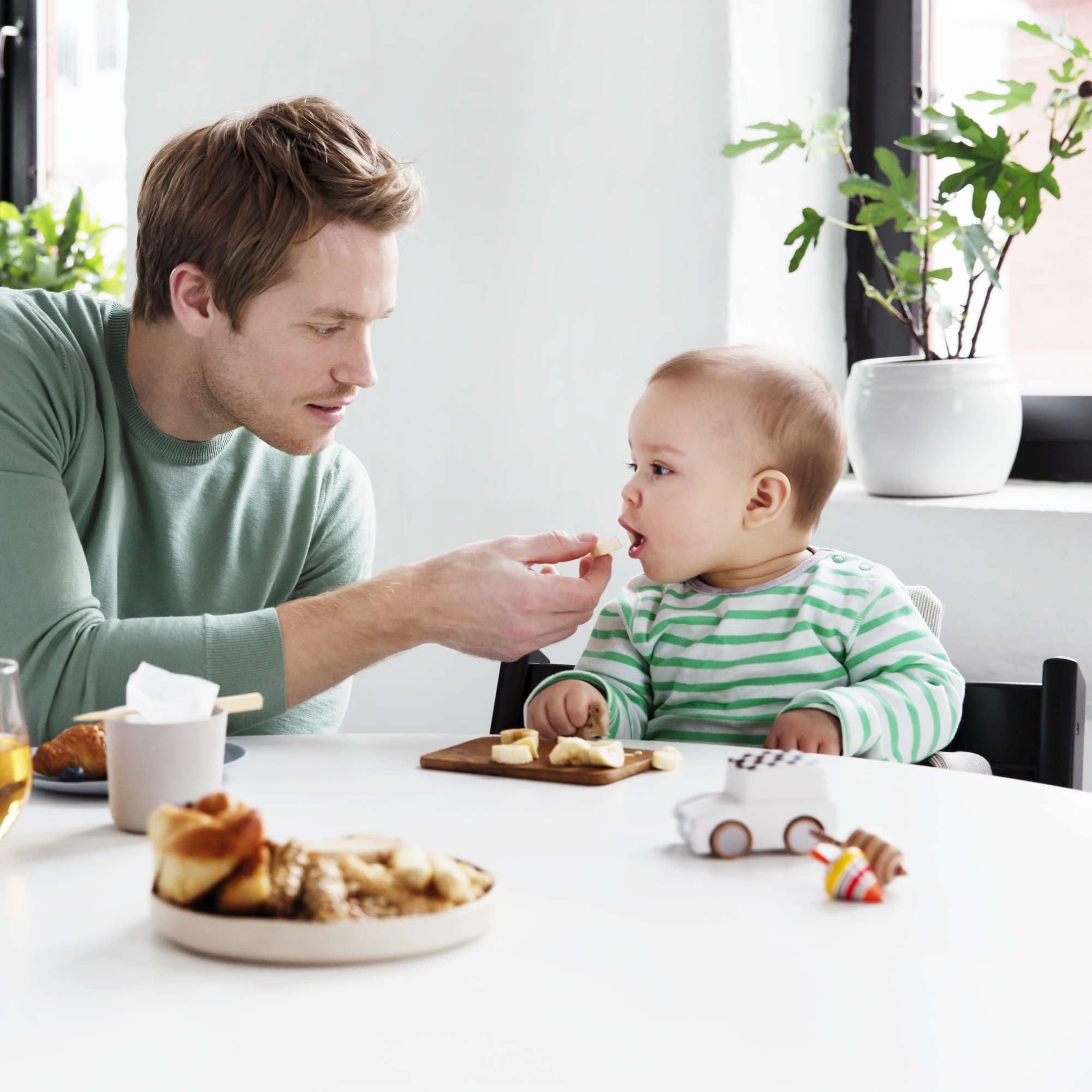 Stokke Tripp Trapp High Chair - Adjustable Baby to Adult Wooden Chair, Ergonomic Design, Oak Finish | Perfect for Dining, Feeding & Learning Activities