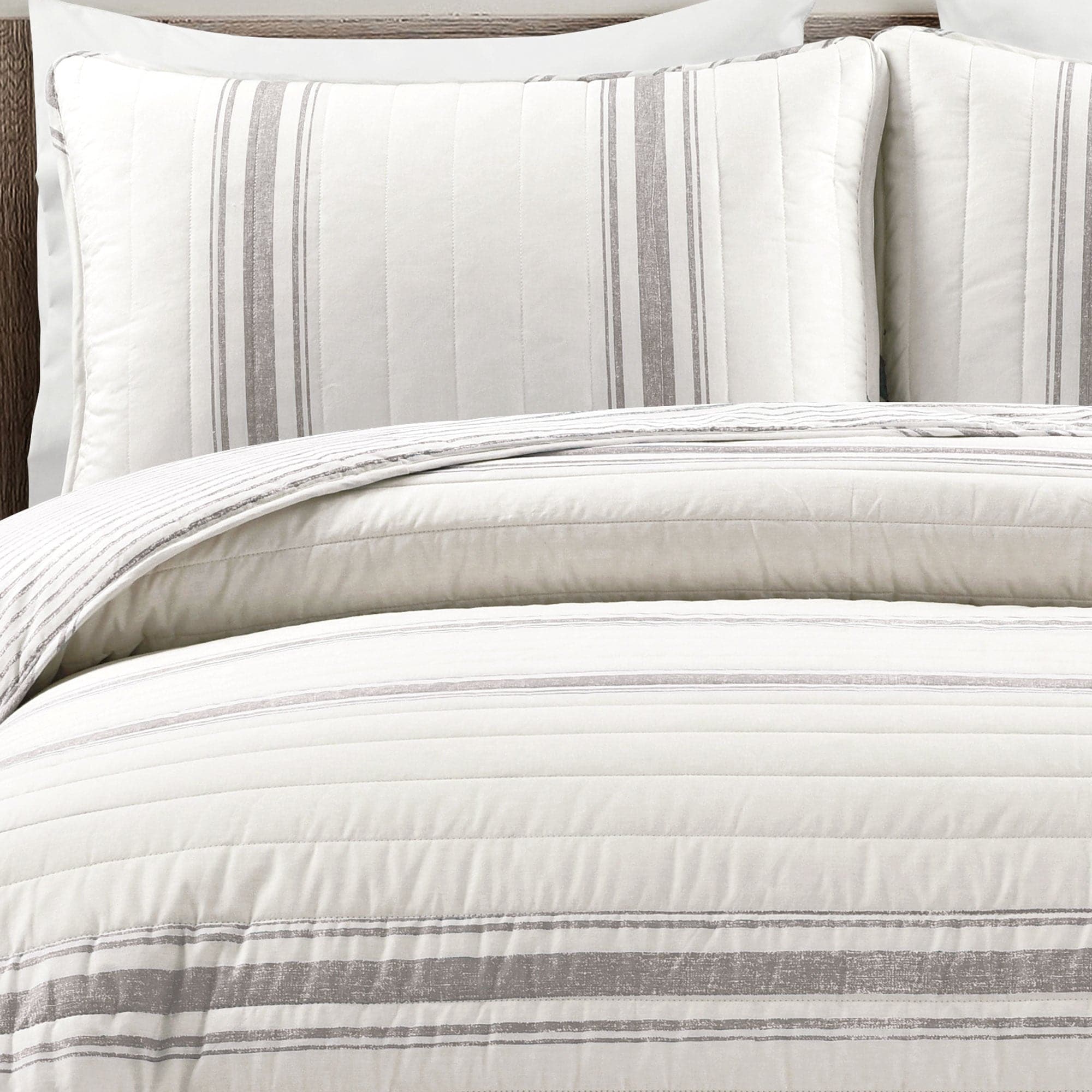 Farmhouse Stripe Reversible Cotton Quilt Set - King Size, Soft & Breathable Bedding for All Seasons - Perfect for Cozy Bedrooms, Guest Rooms & Vacation Homes