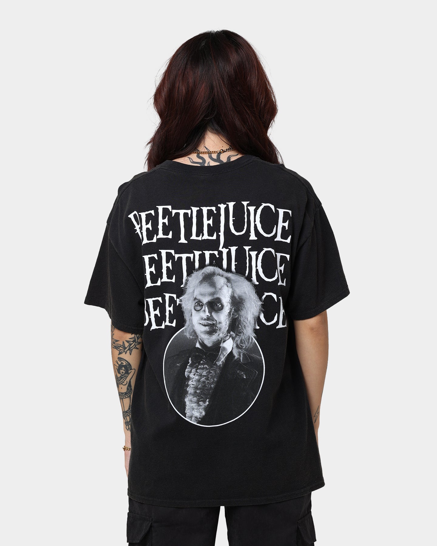 Vintage Beetlejuice Here Lies T-Shirt - Retro Black Graphic Tee for Men & Women - Perfect for Halloween, Cosplay, and 90s Nostalgia