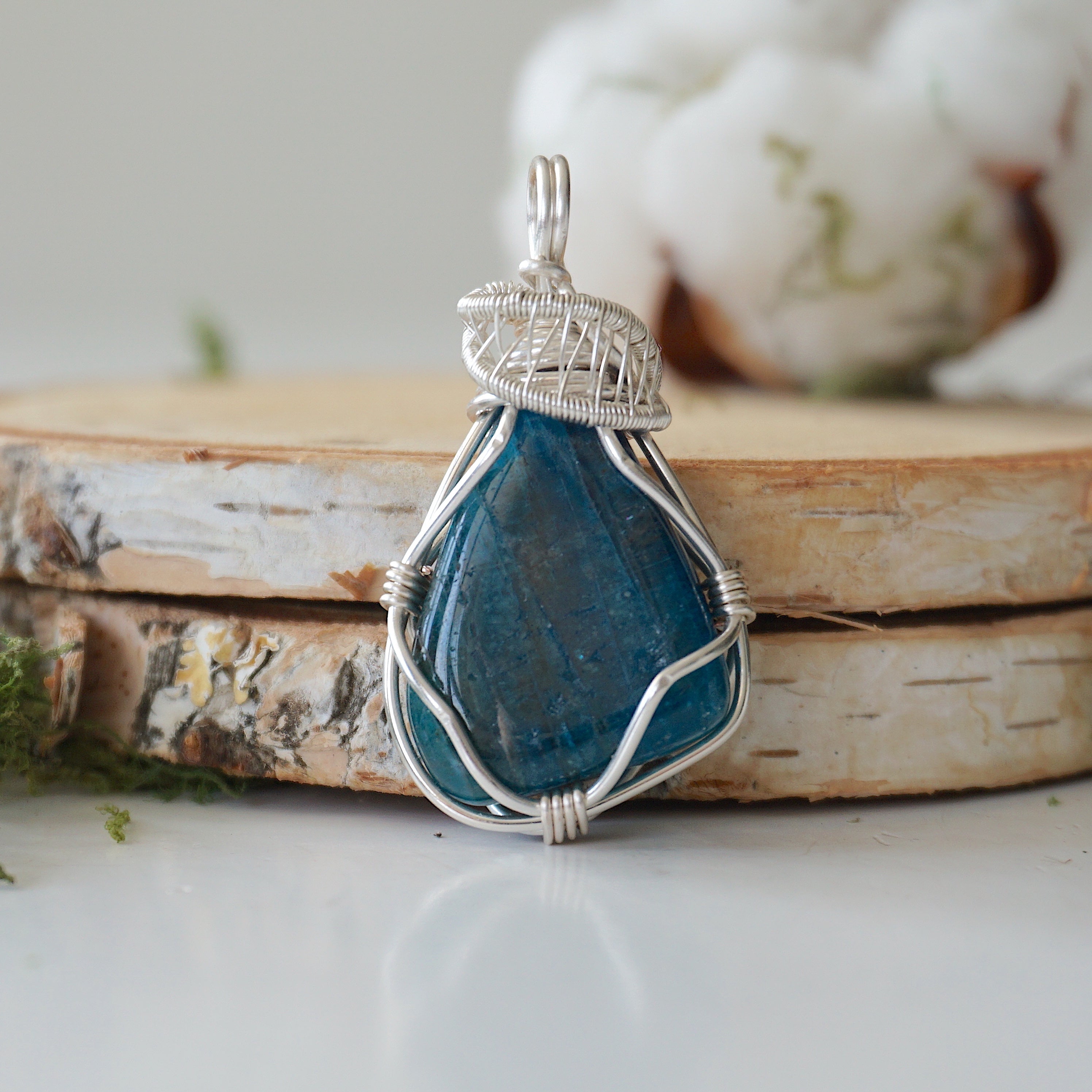 Blue Apatite Pendant Necklace - Sterling Silver Plated Jewelry for Women, Healing Crystal Gift for Spiritual Protection & Positive Energy
